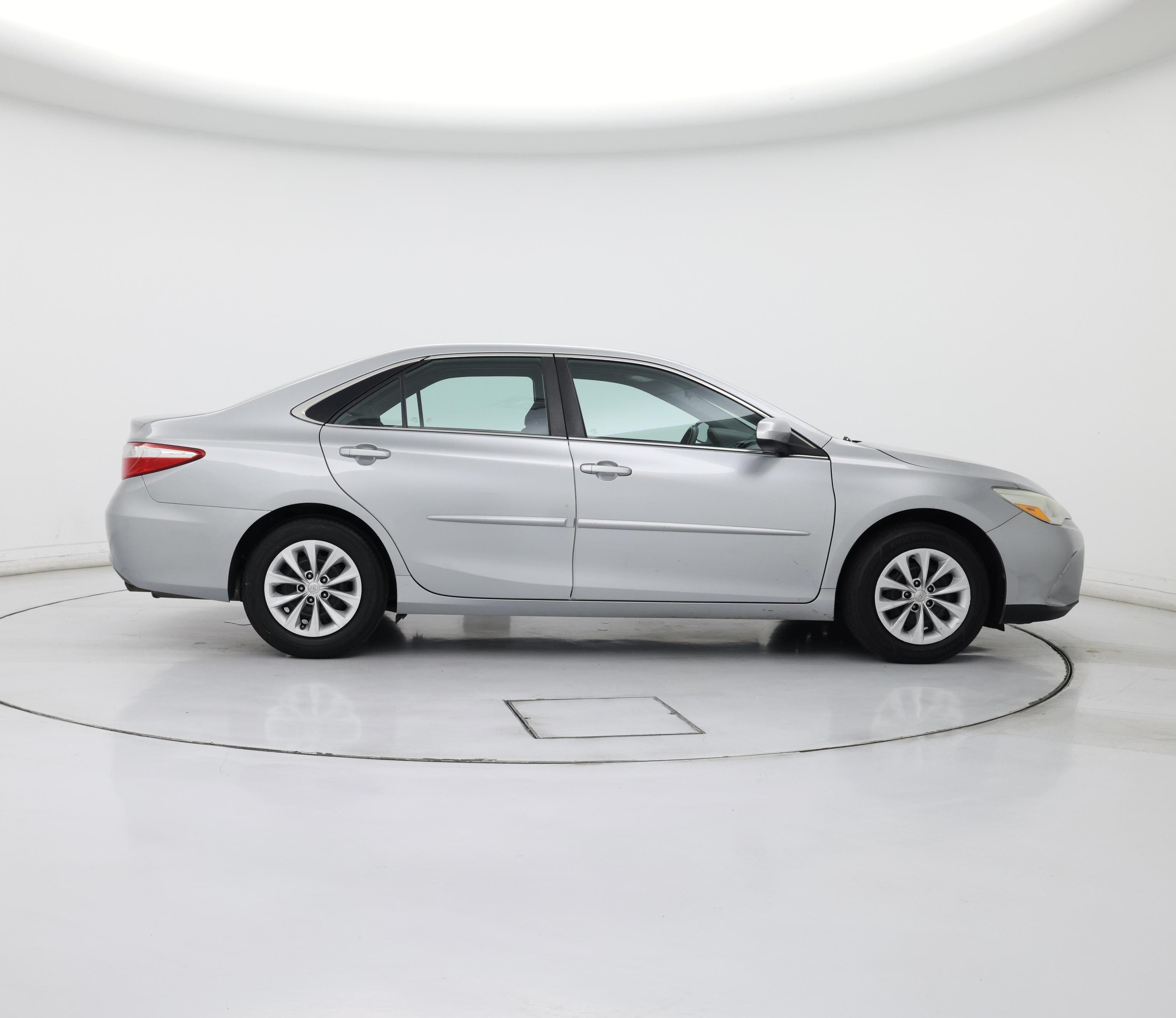 Thumbnail: 2015 Toyota Camry - 7