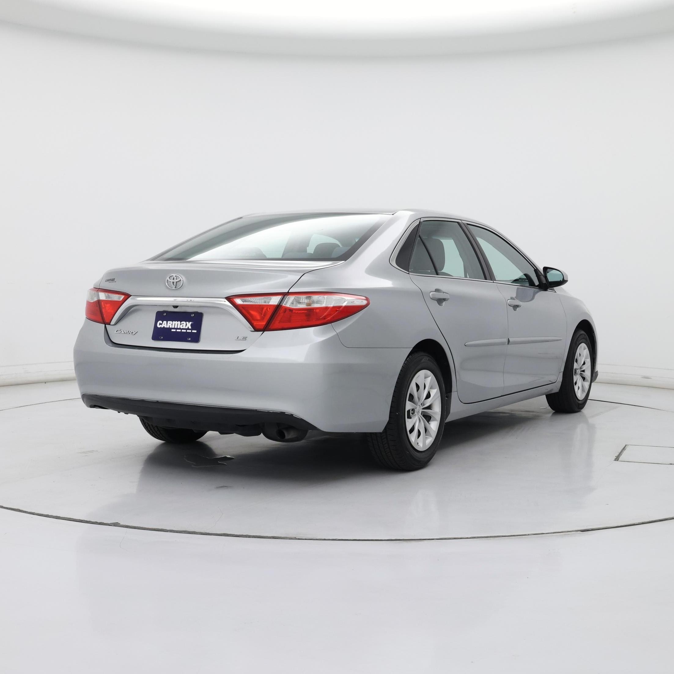 Thumbnail: 2015 Toyota Camry - 8