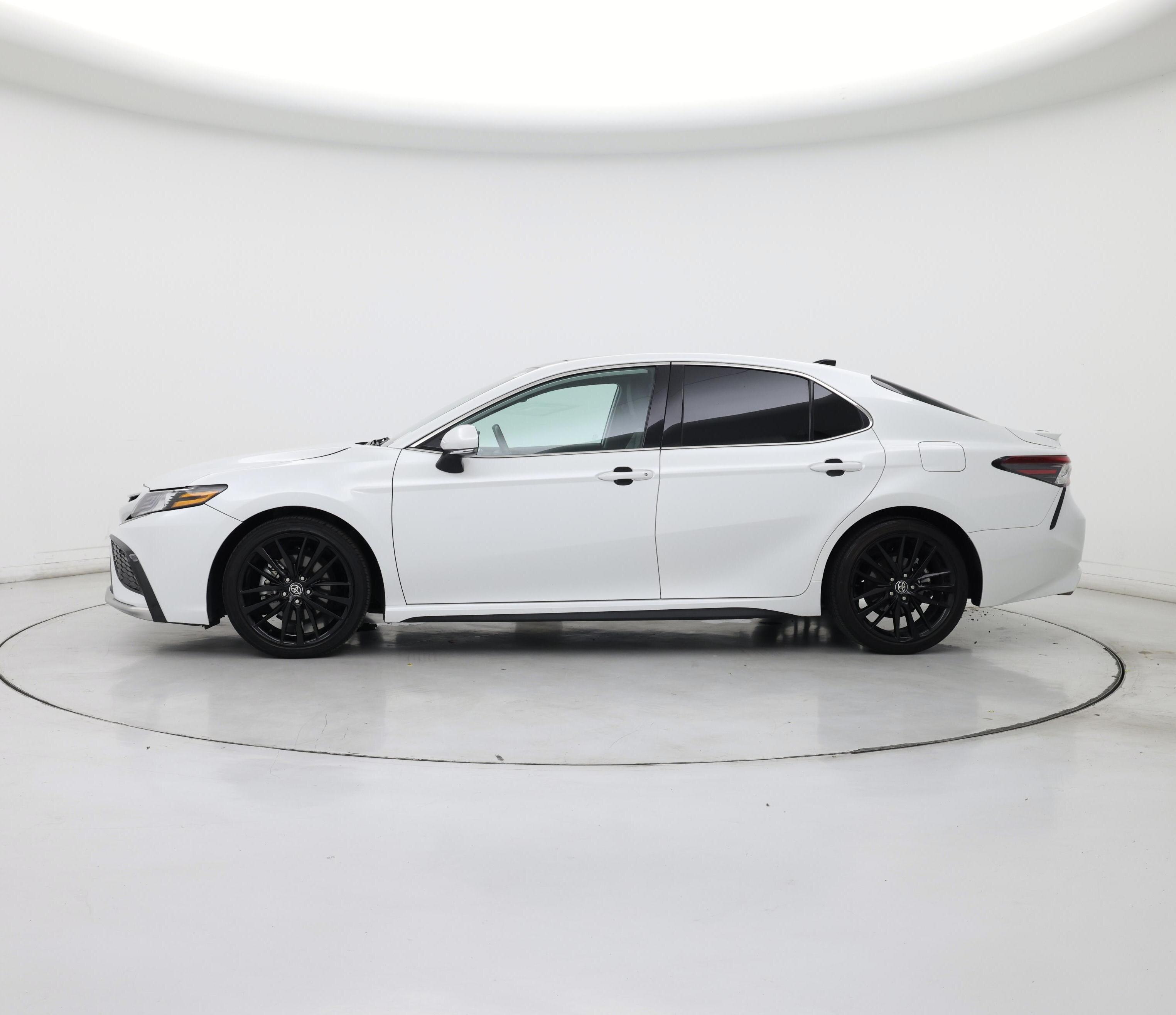 Thumbnail: 2024 Toyota Camry - 3