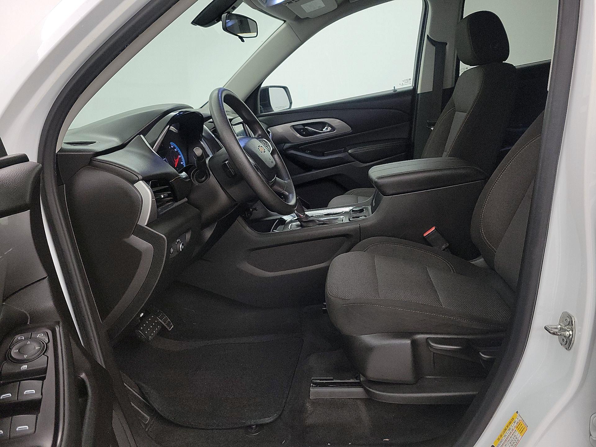 Thumbnail: 2019 Chevrolet Traverse - 11