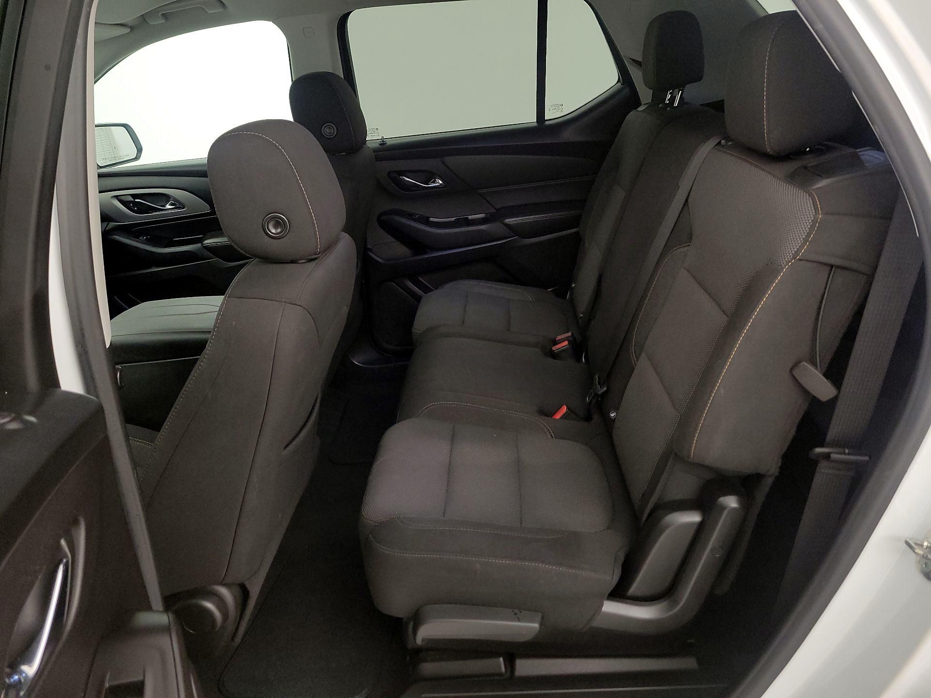 Thumbnail: 2019 Chevrolet Traverse - 19