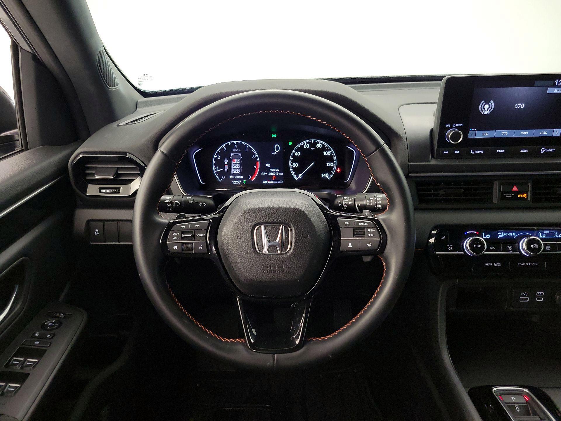 Thumbnail: 2023 Honda Pilot - 10