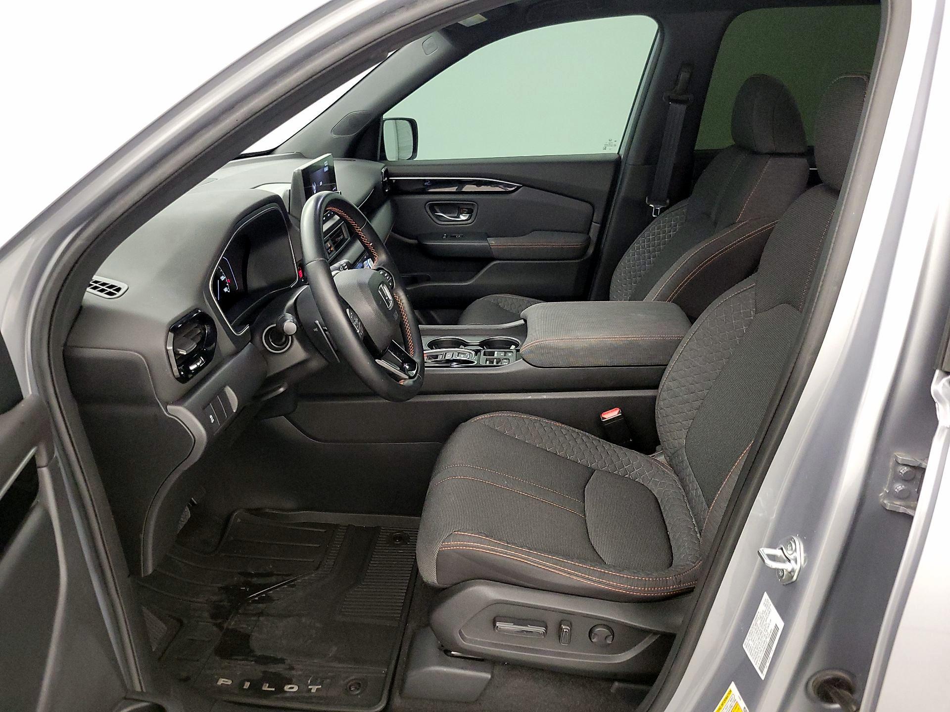 Thumbnail: 2023 Honda Pilot - 11