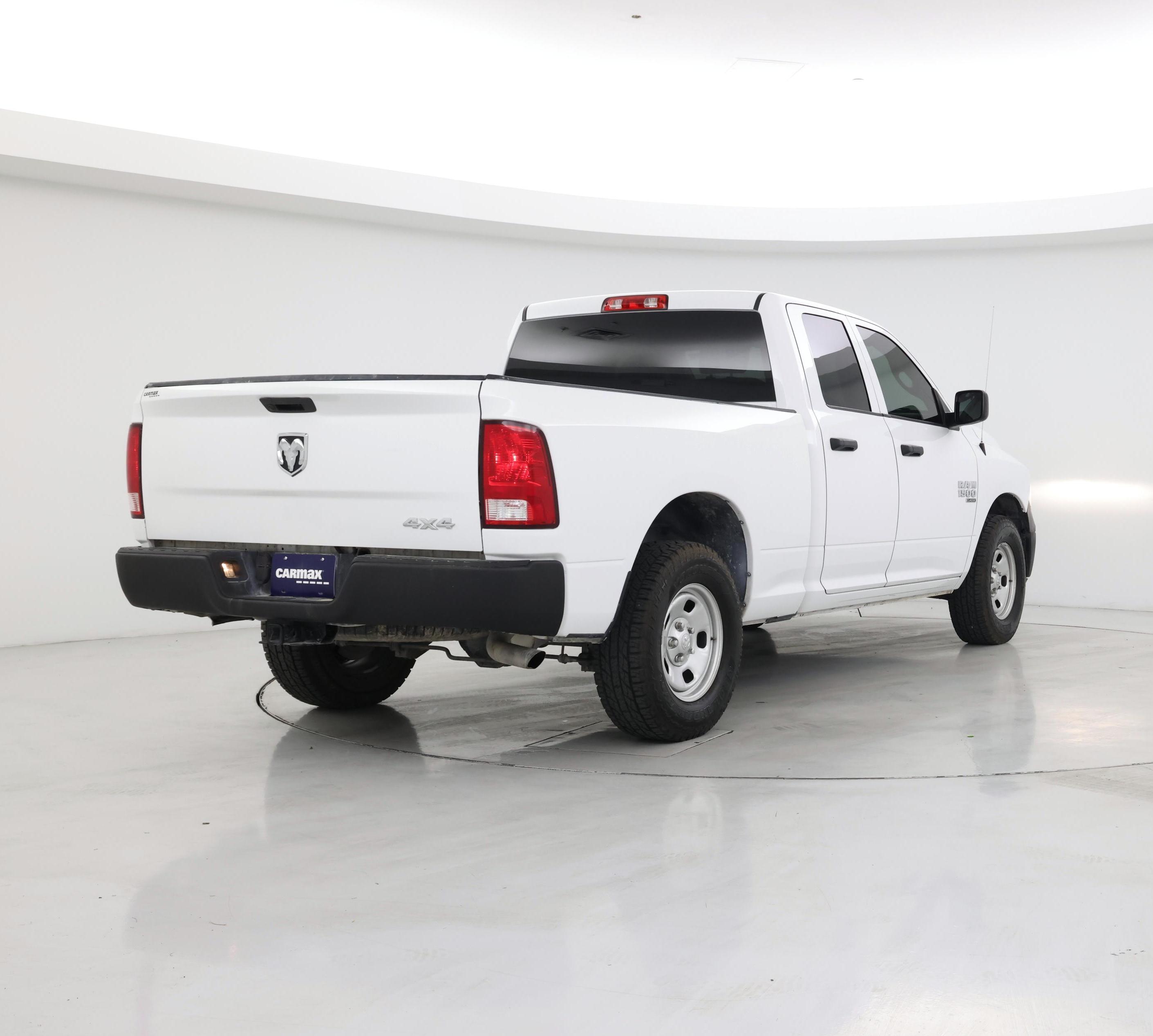 Thumbnail: 2020 RAM 1500 Classic - 8