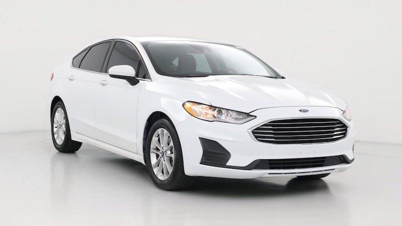 2019 Ford Fusion SE Hero Image