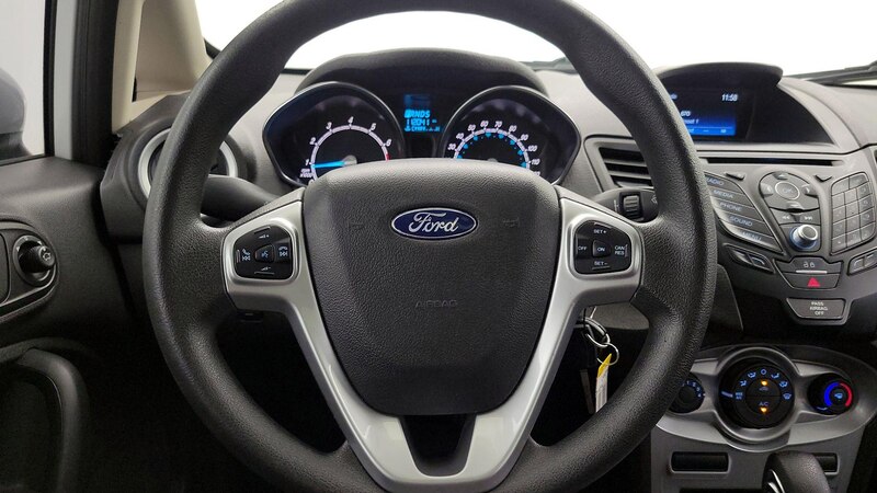 2018 Ford Fiesta SE 10