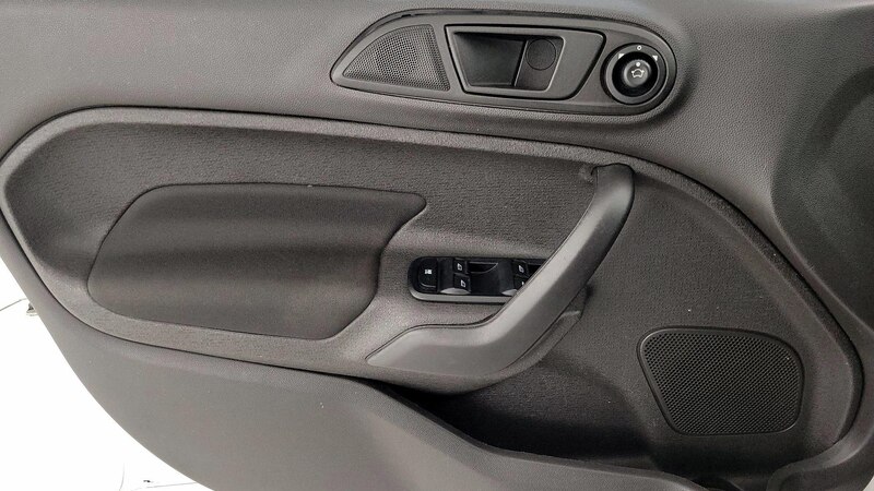 2018 Ford Fiesta SE 12