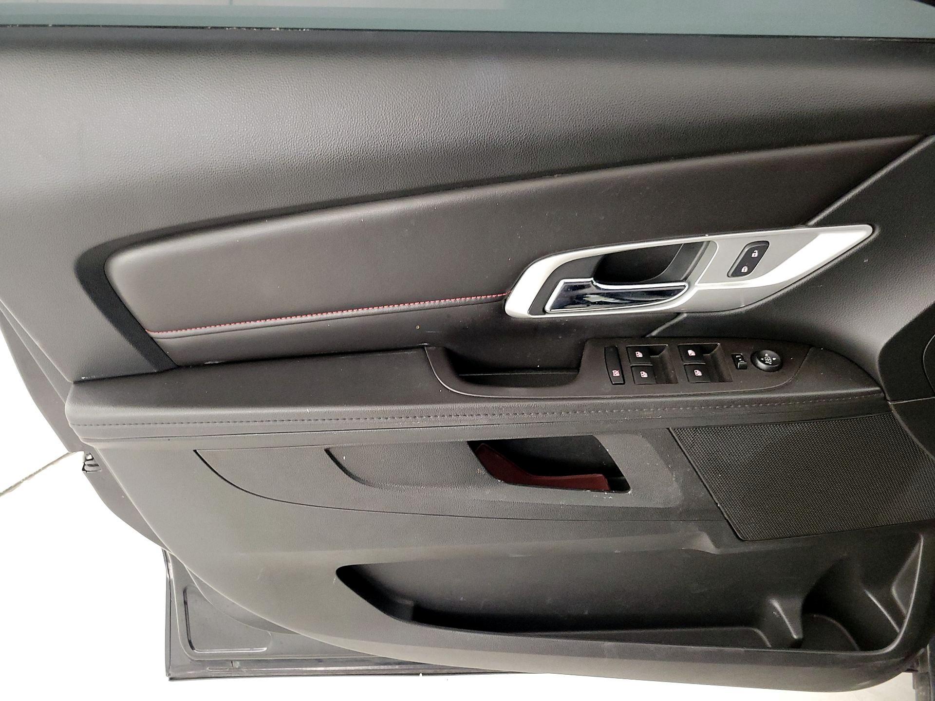 Thumbnail: 2016 GMC Terrain - 12
