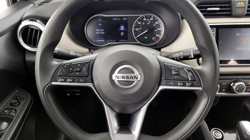 2020 Nissan Versa SV 10