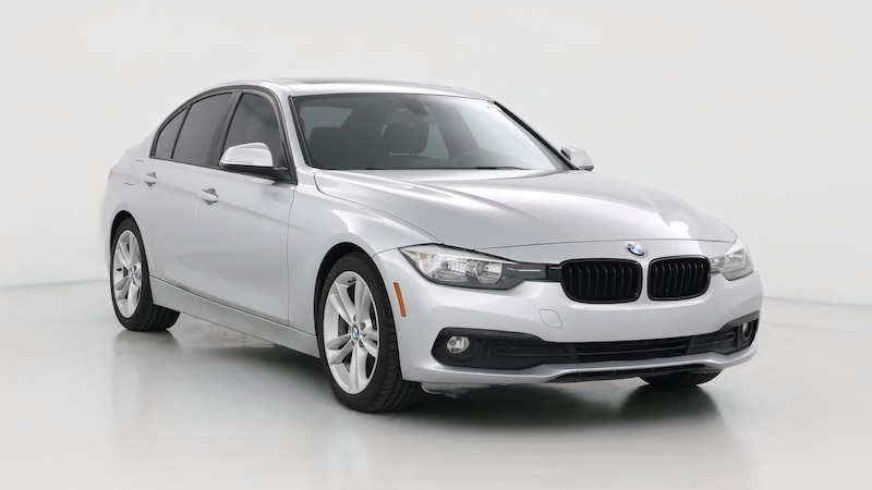 2016 BMW 3 Series 320i Hero Image