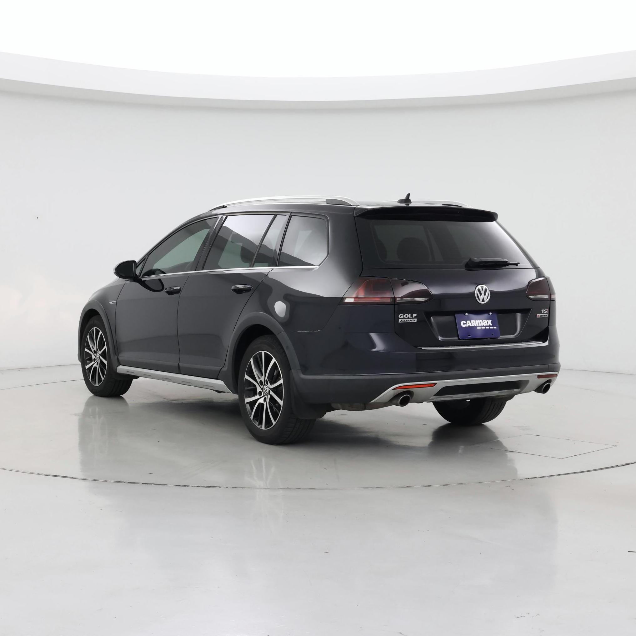 Thumbnail: 2017 Volkswagen Golf - 2