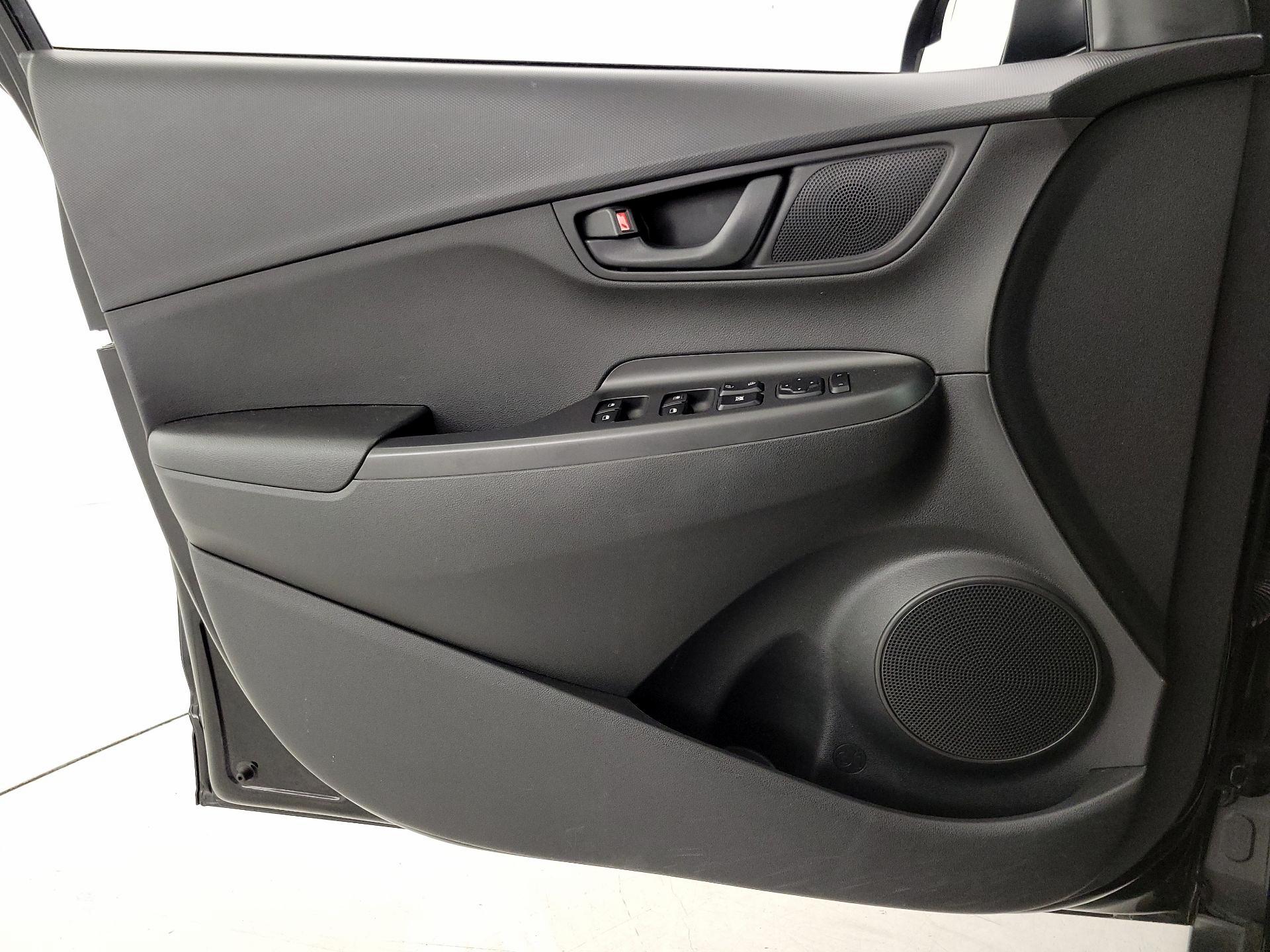Thumbnail: 2019 Hyundai Kona - 12