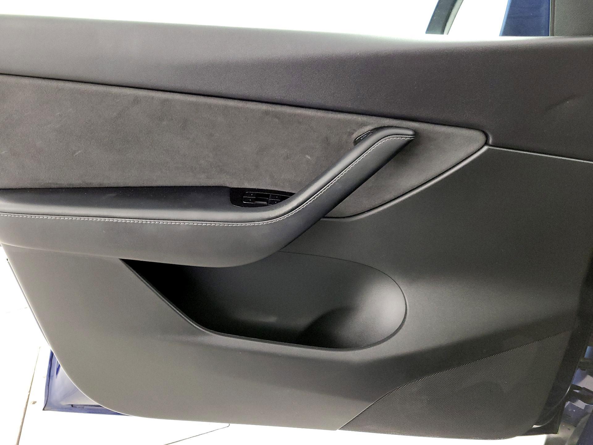 Thumbnail: 2020 Tesla Model Y - 12