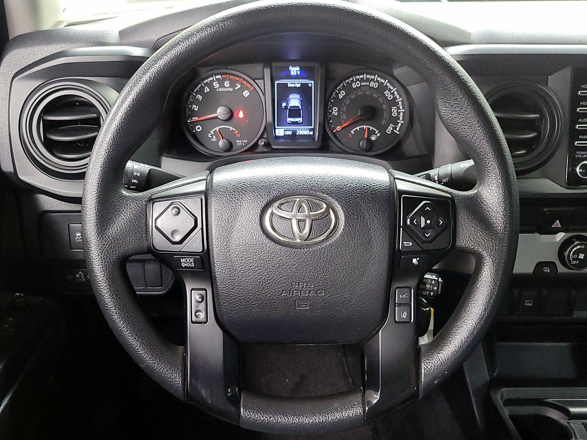Thumbnail: 2022 Toyota Tacoma - 10