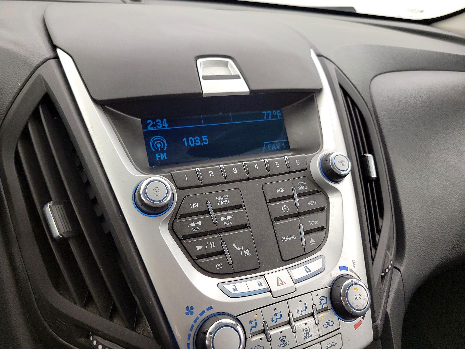 Thumbnail: 2015 Chevrolet Equinox - 13