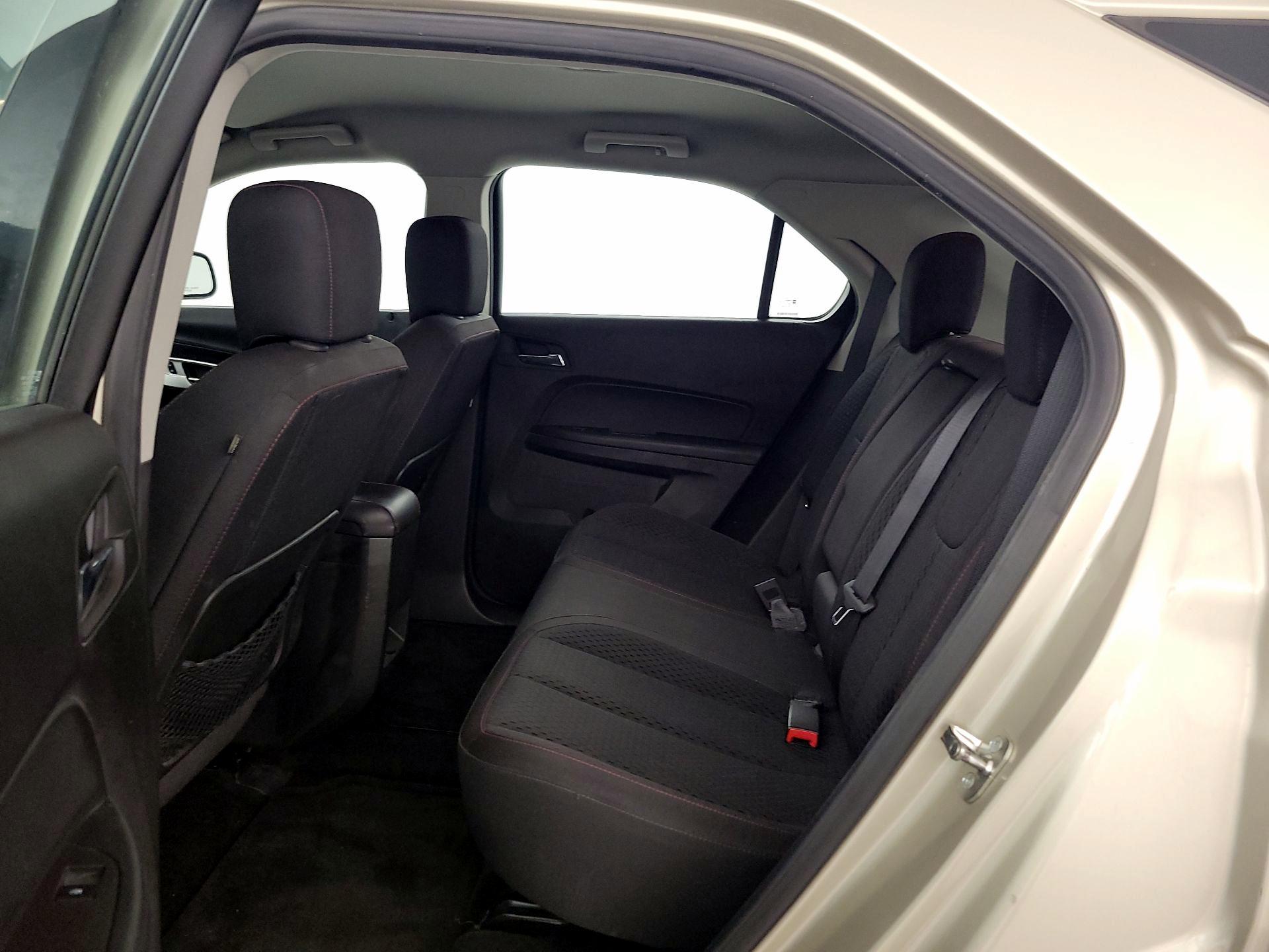 Thumbnail: 2015 Chevrolet Equinox - 16