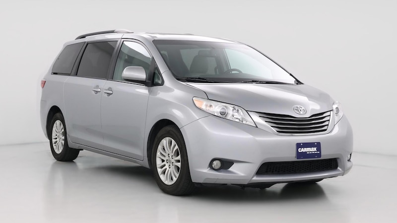 2016 Toyota Sienna XLE Hero Image