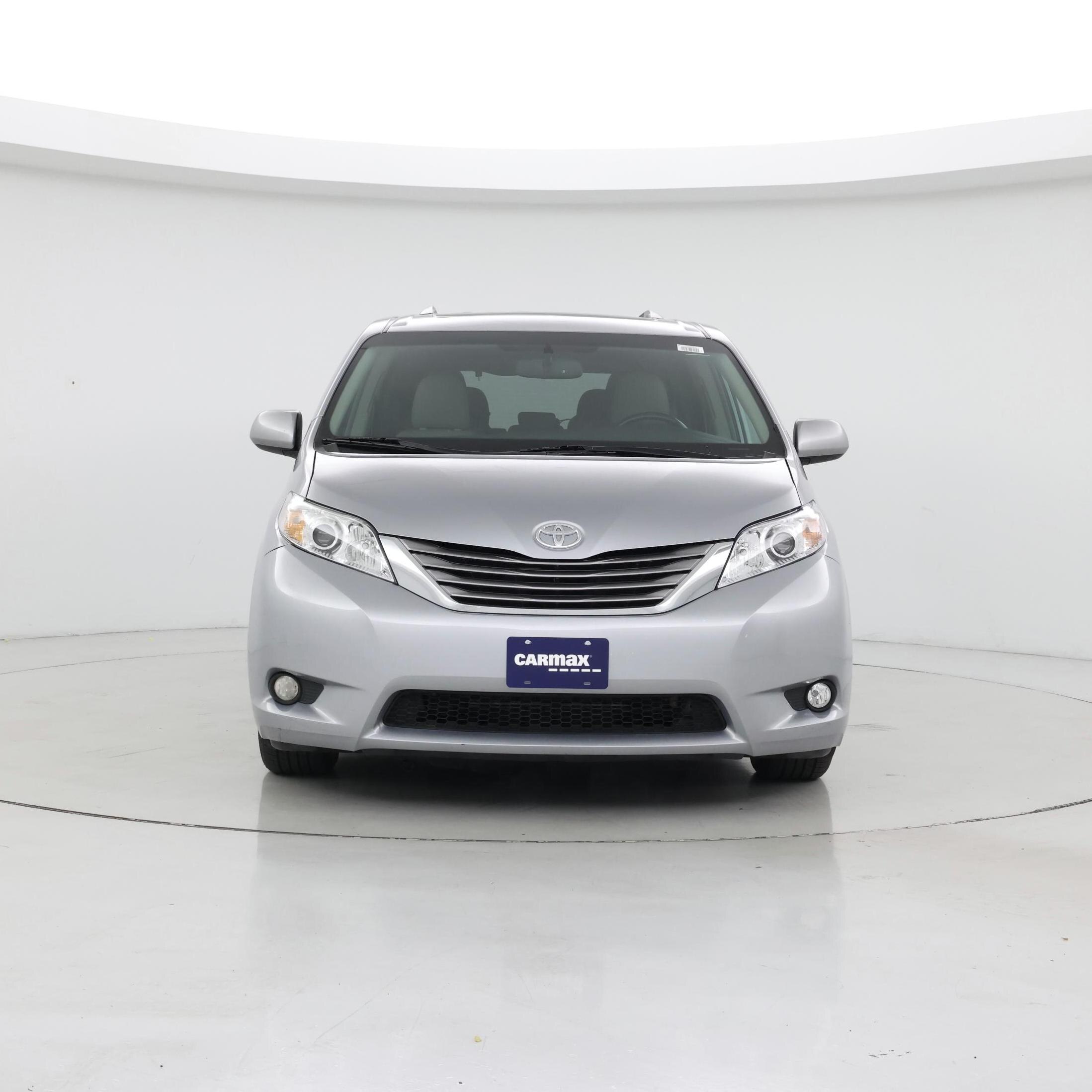 Thumbnail: 2016 Toyota Sienna - 5