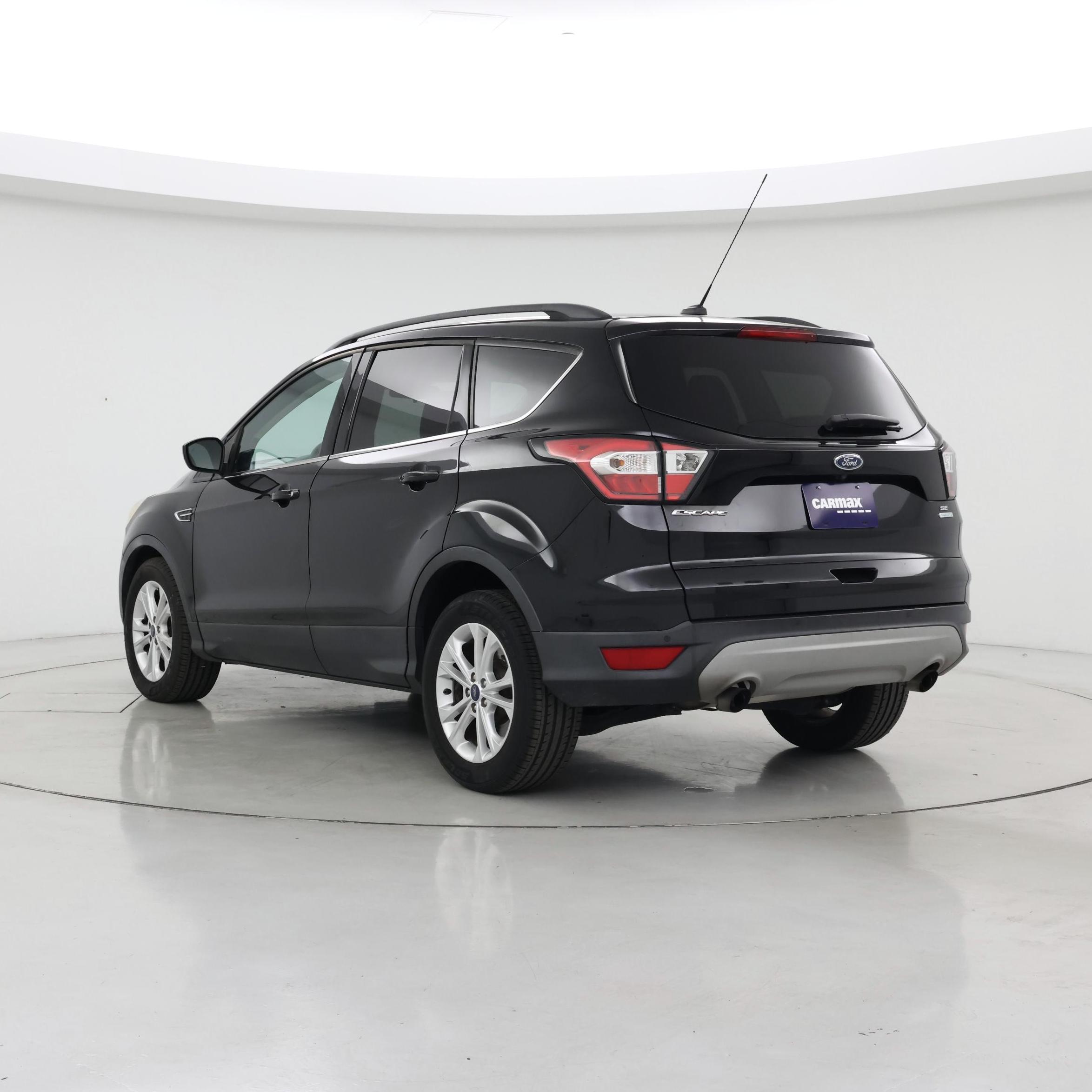 Thumbnail: 2017 Ford Escape - 2