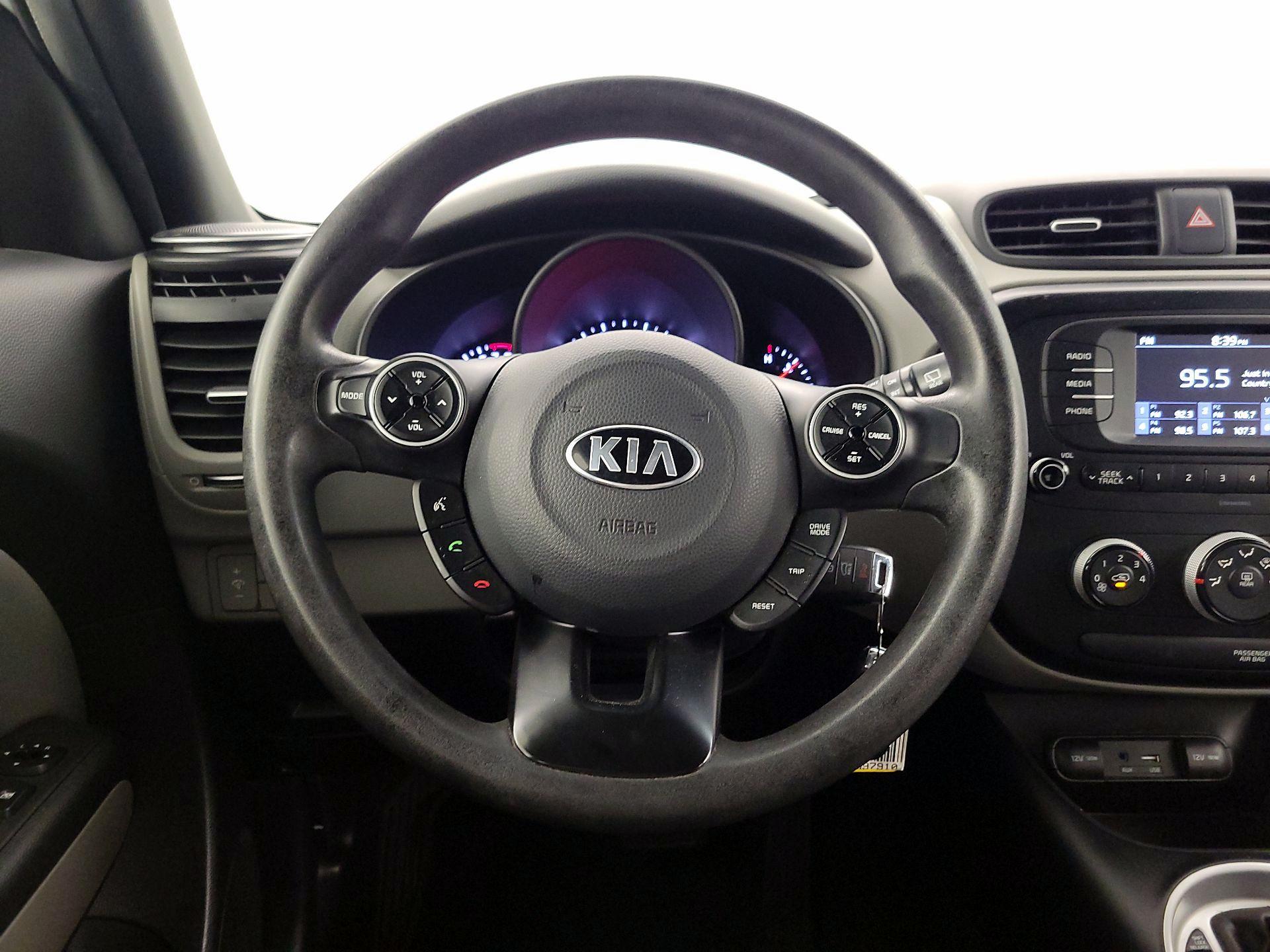 Thumbnail: 2018 Kia Soul - 10