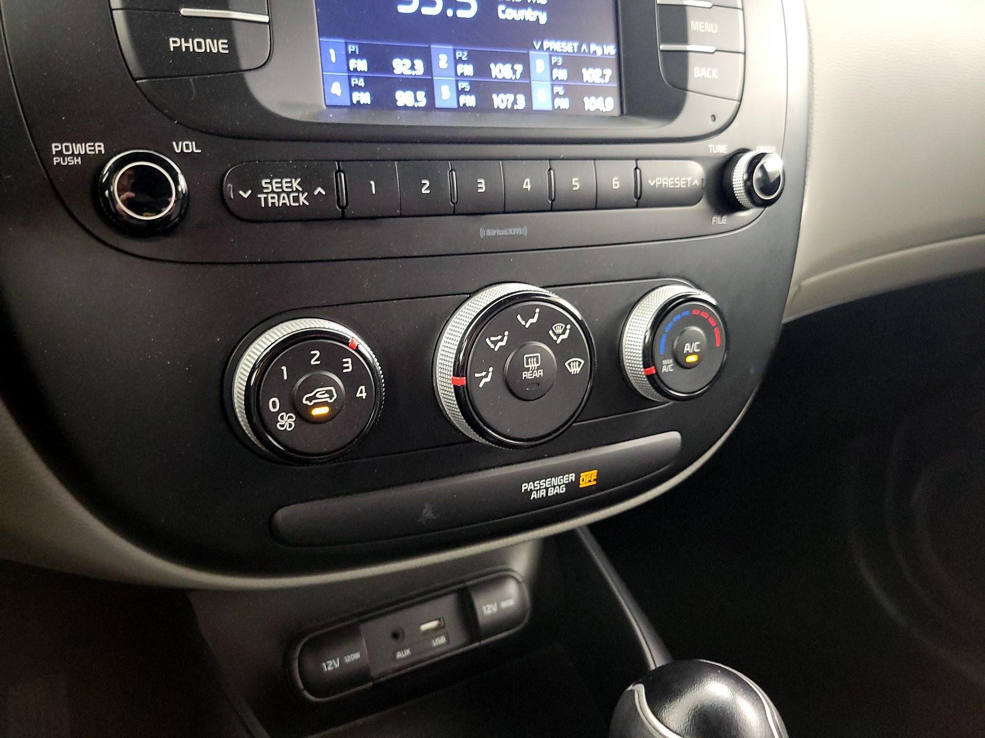Thumbnail: 2018 Kia Soul - 15