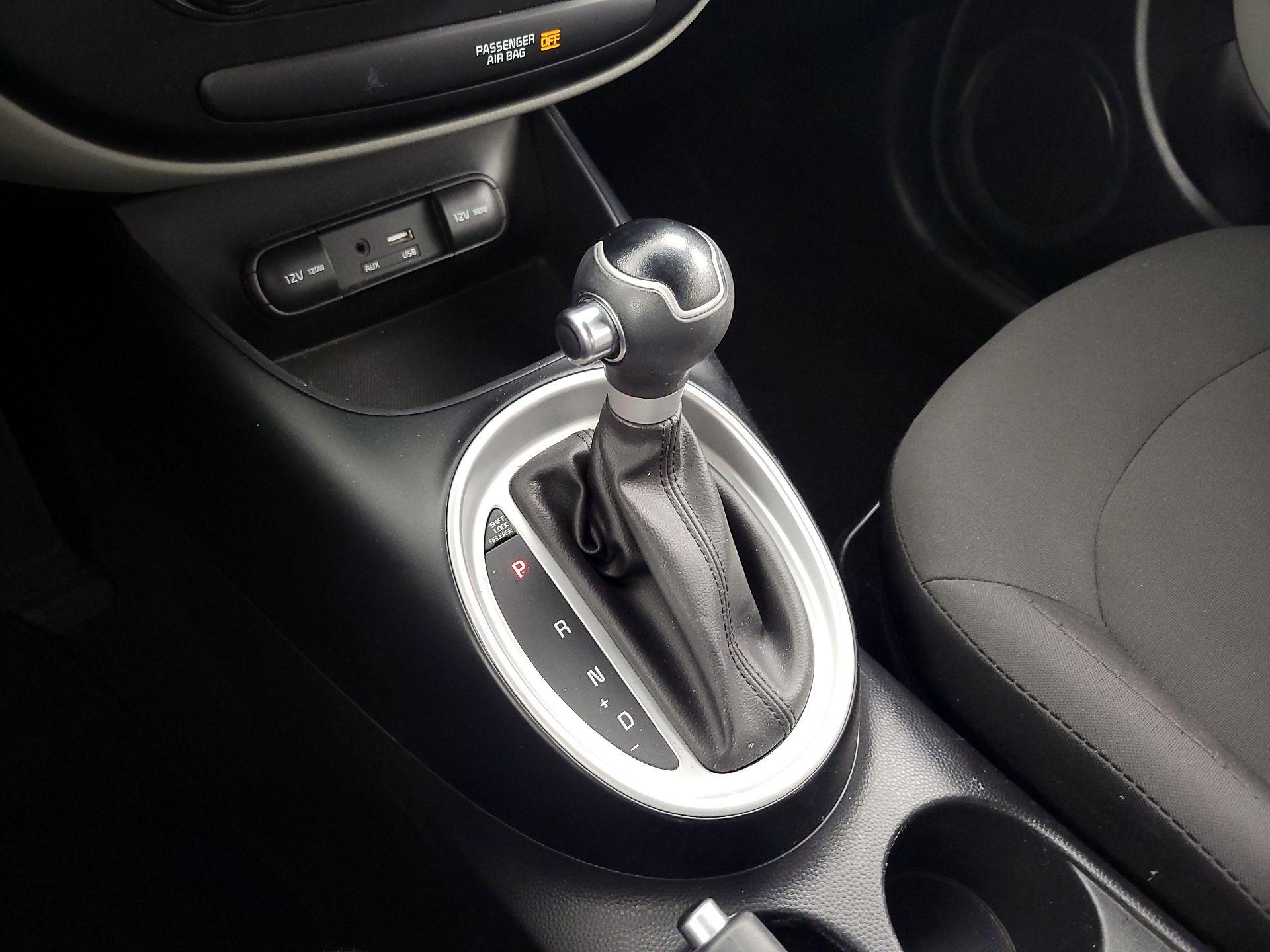 Thumbnail: 2018 Kia Soul - 16