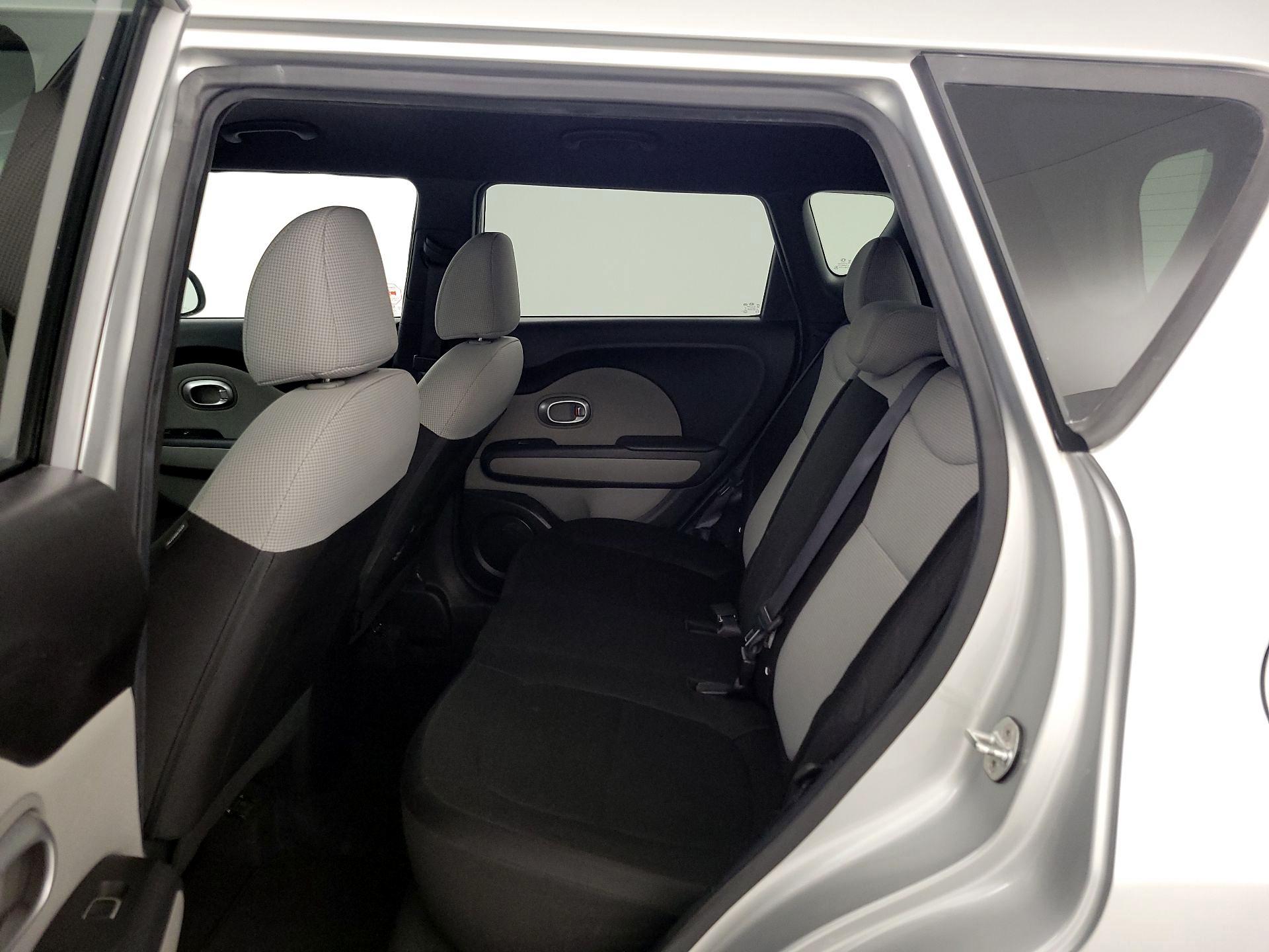 Thumbnail: 2018 Kia Soul - 18