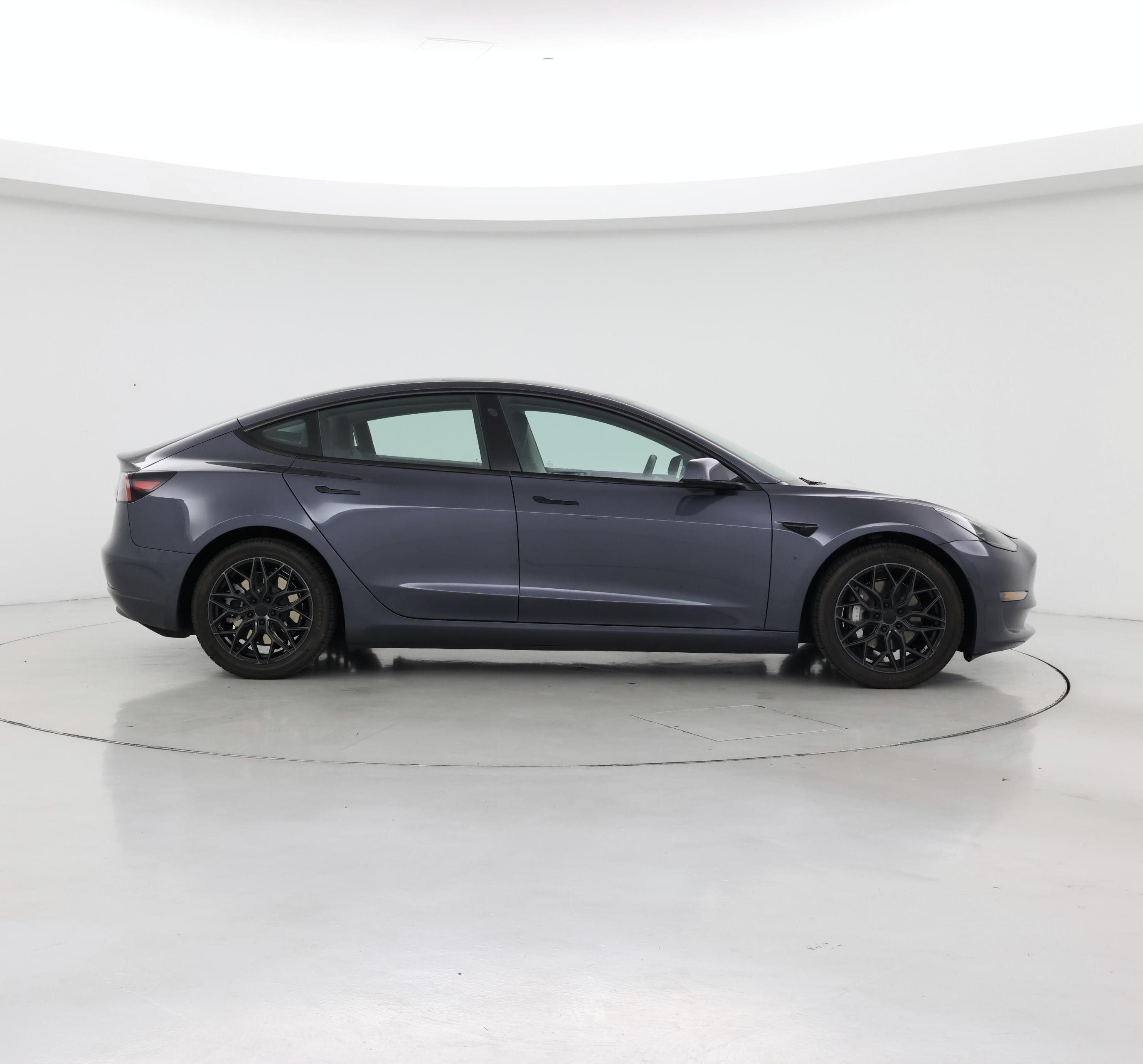Thumbnail: 2023 Tesla Model 3 - 7