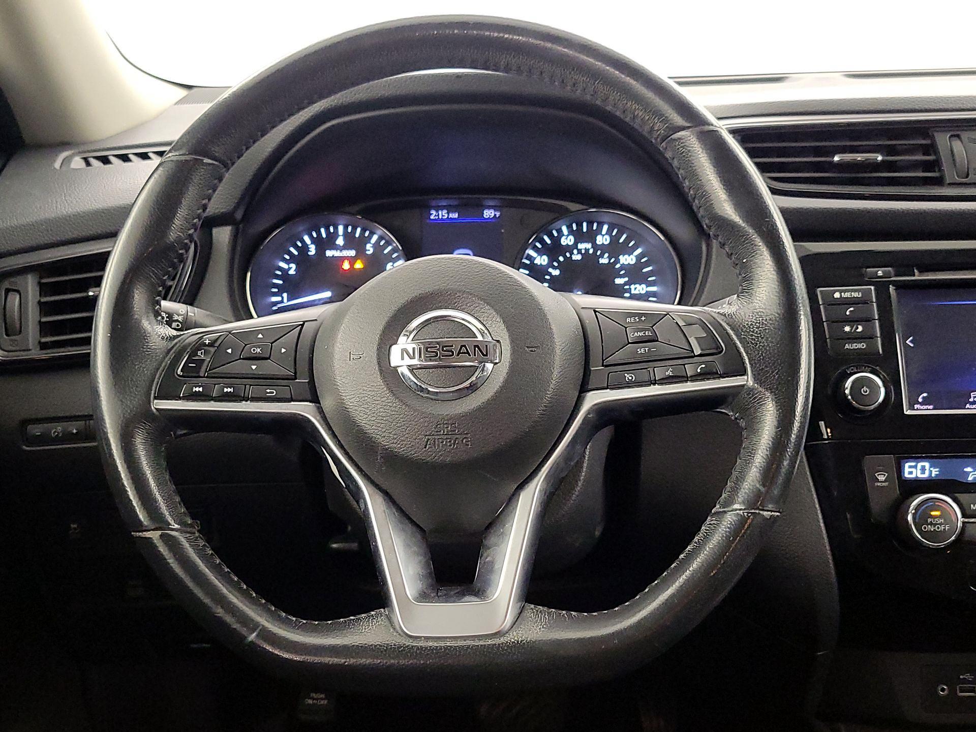 Thumbnail: 2018 Nissan Rogue - 10