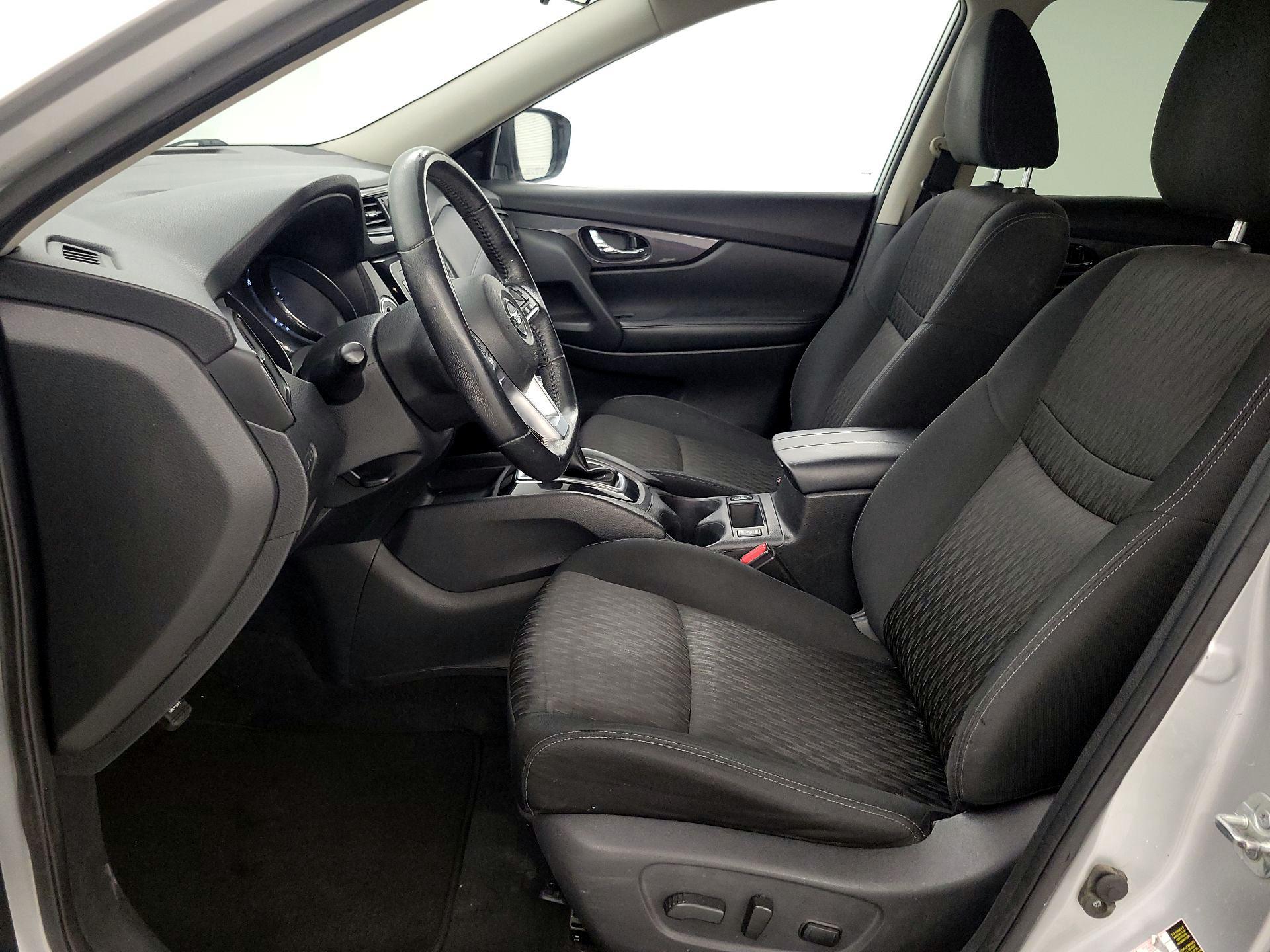 Thumbnail: 2018 Nissan Rogue - 11