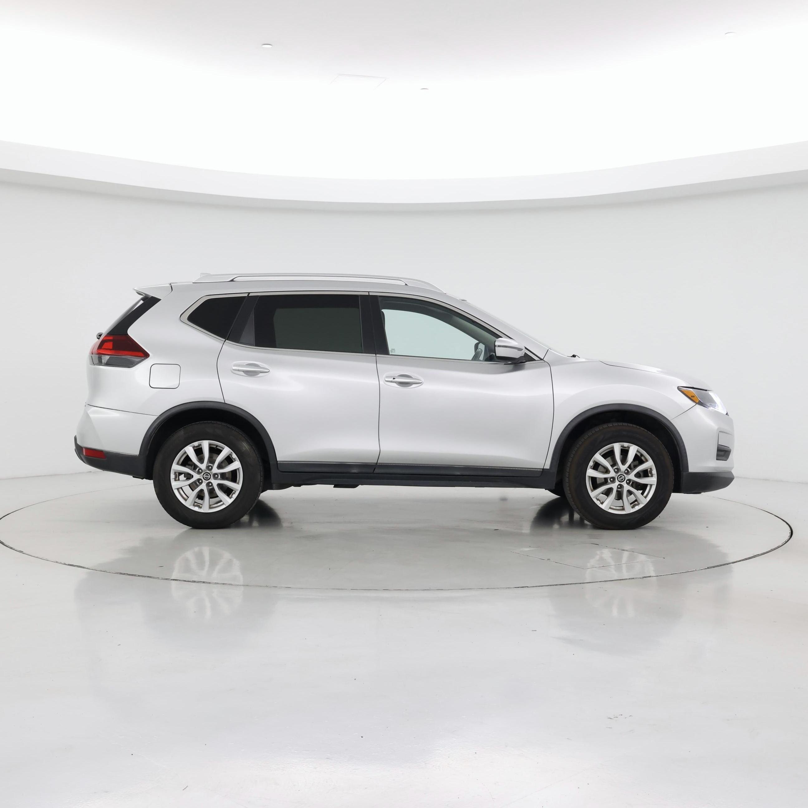 Thumbnail: 2018 Nissan Rogue - 7