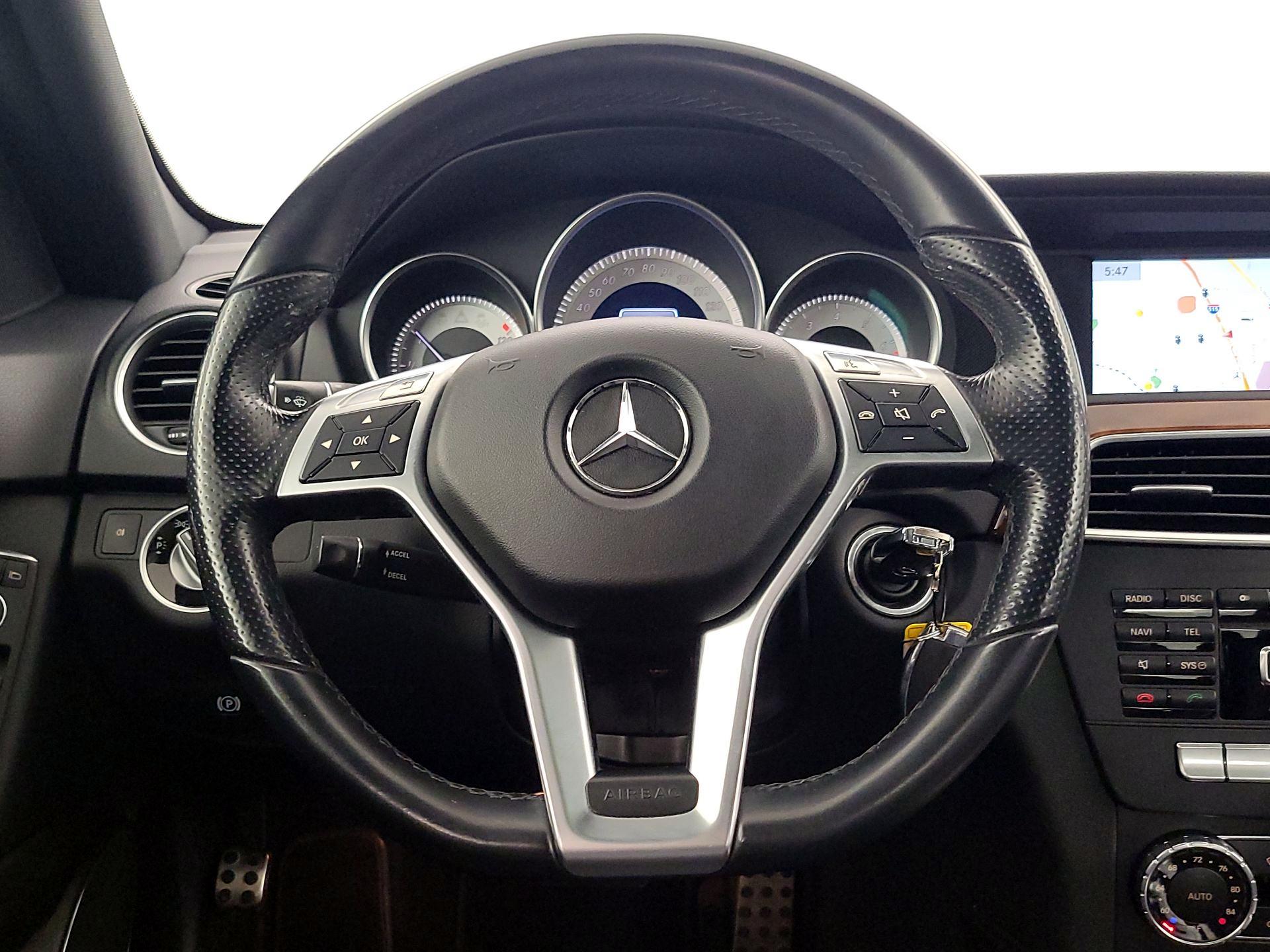 Thumbnail: 2014 Mercedes-Benz C-Class - 10