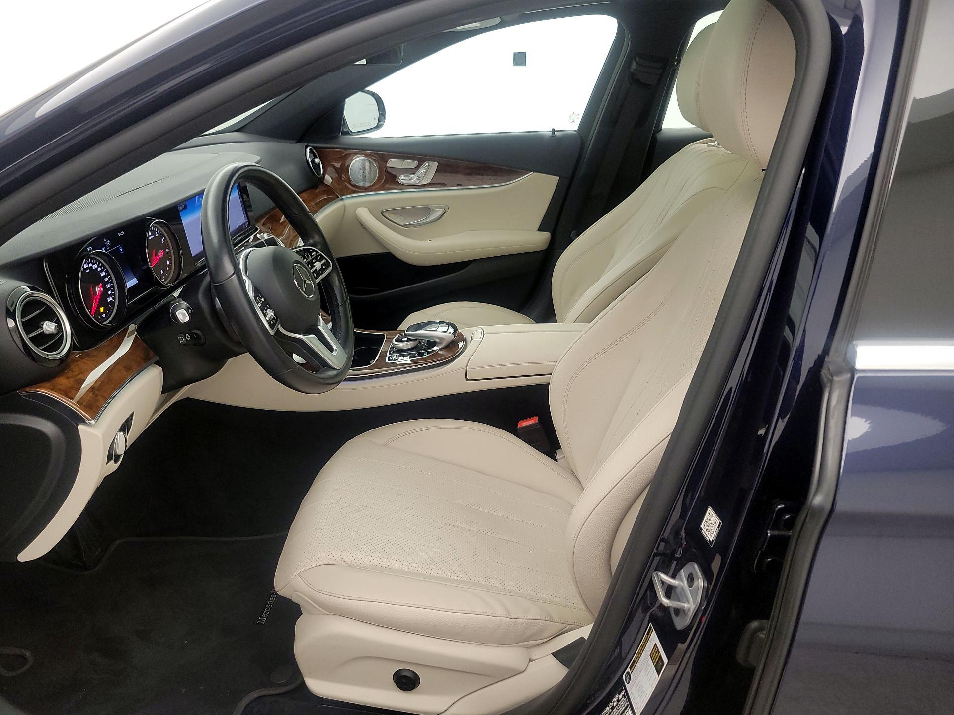 Thumbnail: 2019 Mercedes-Benz E-Class - 11