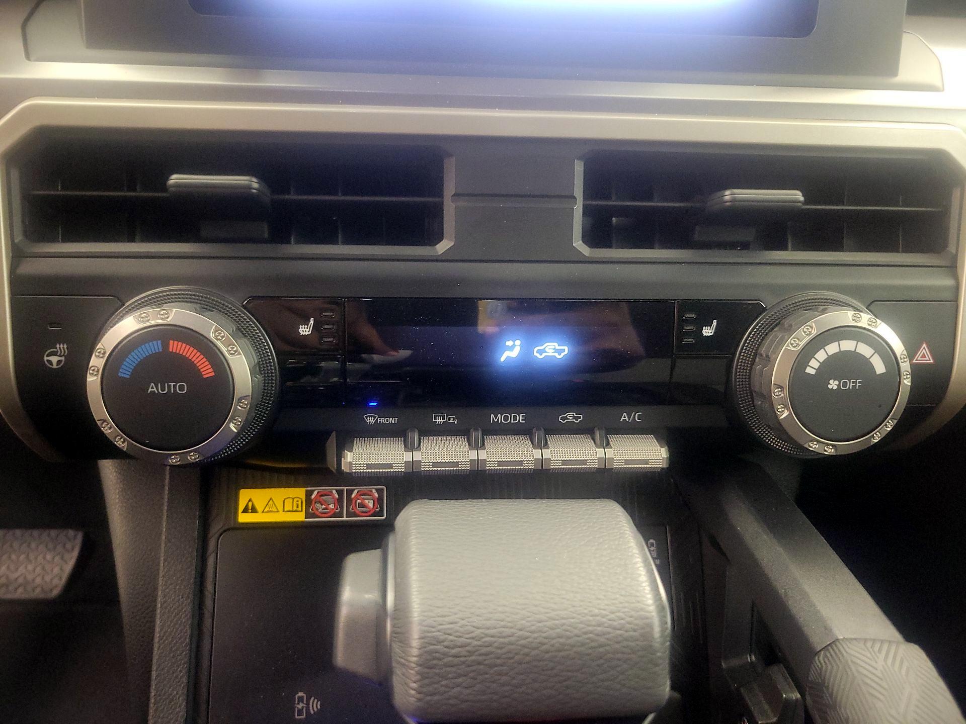 Thumbnail: 2024 Toyota Tacoma - 16