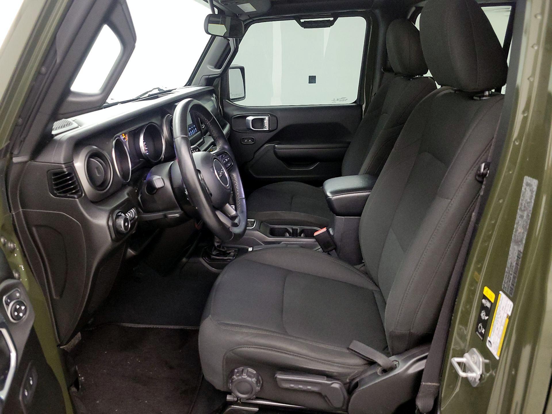 Thumbnail: 2022 Jeep Wrangler - 11