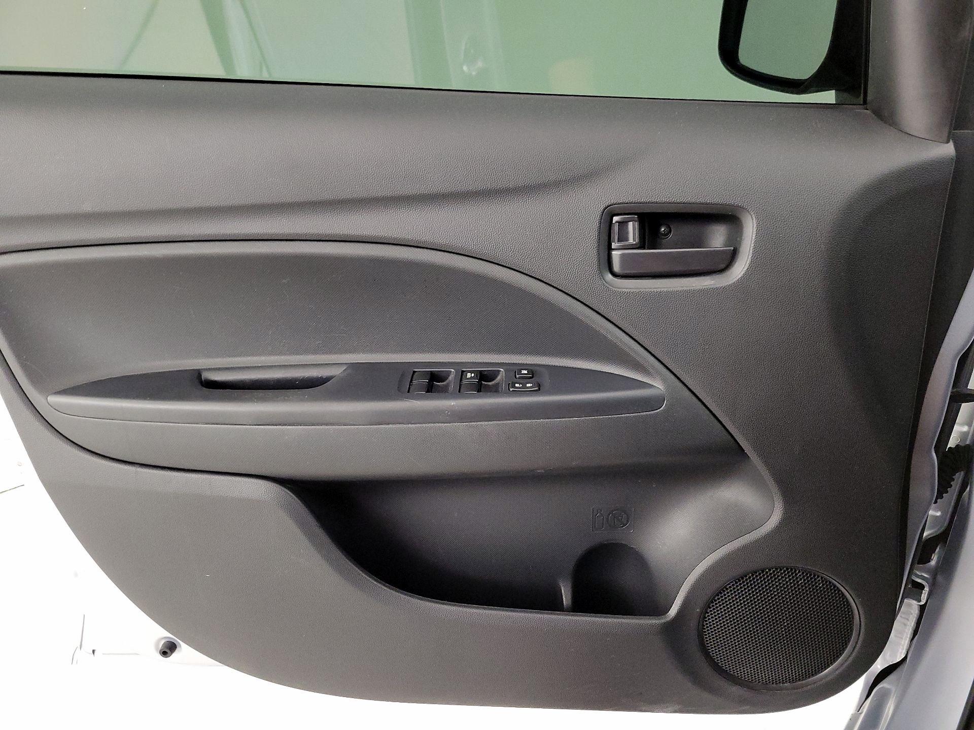 Thumbnail: 2019 Mitsubishi Mirage G4 - 12