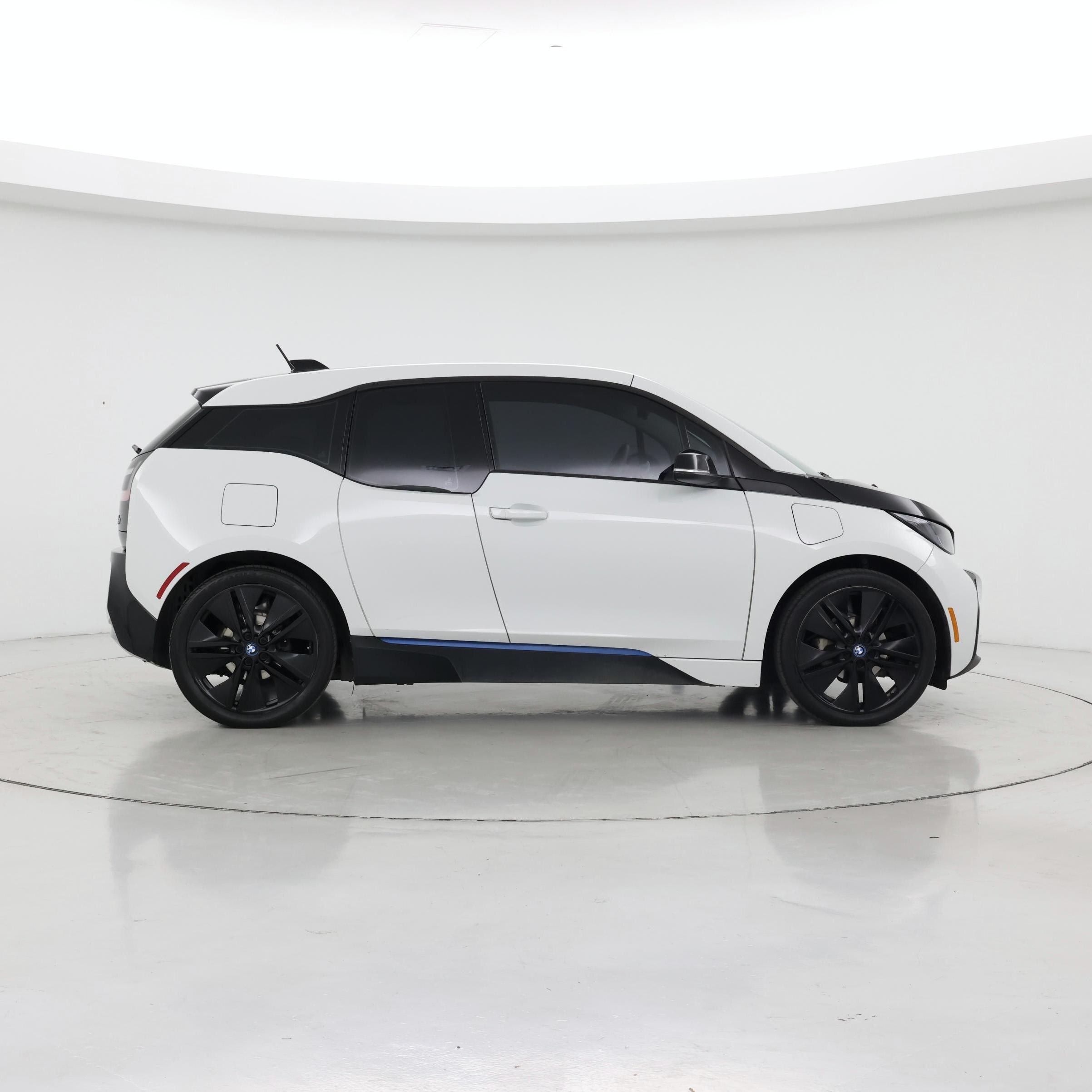 Thumbnail: 2016 BMW i3 - 7