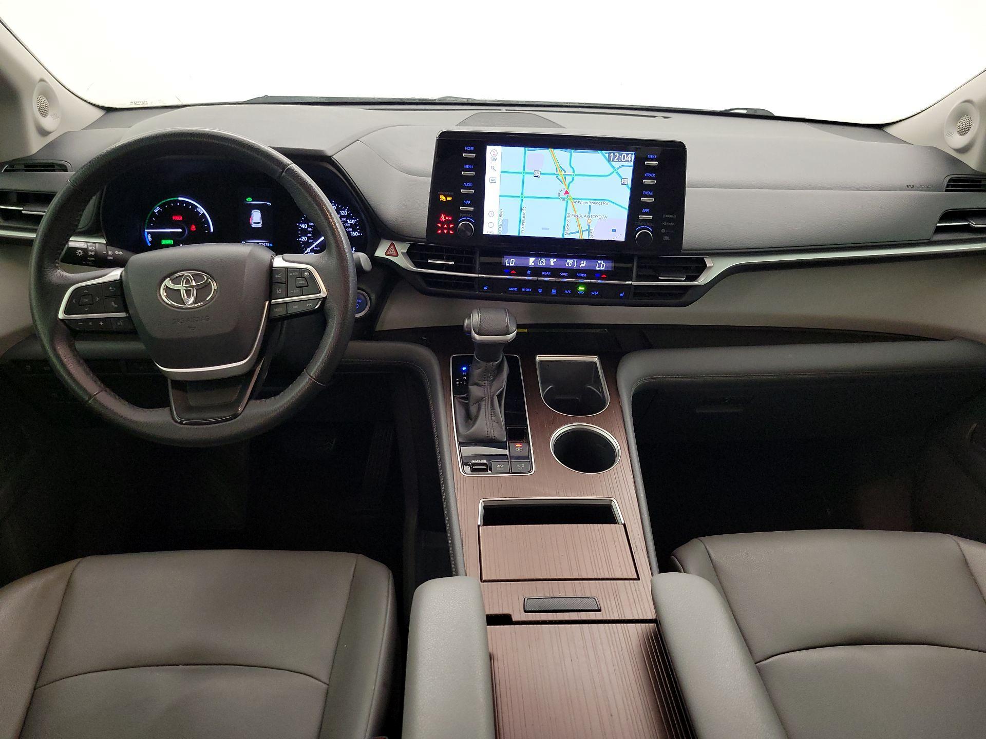 Thumbnail: 2022 Toyota Sienna - 9