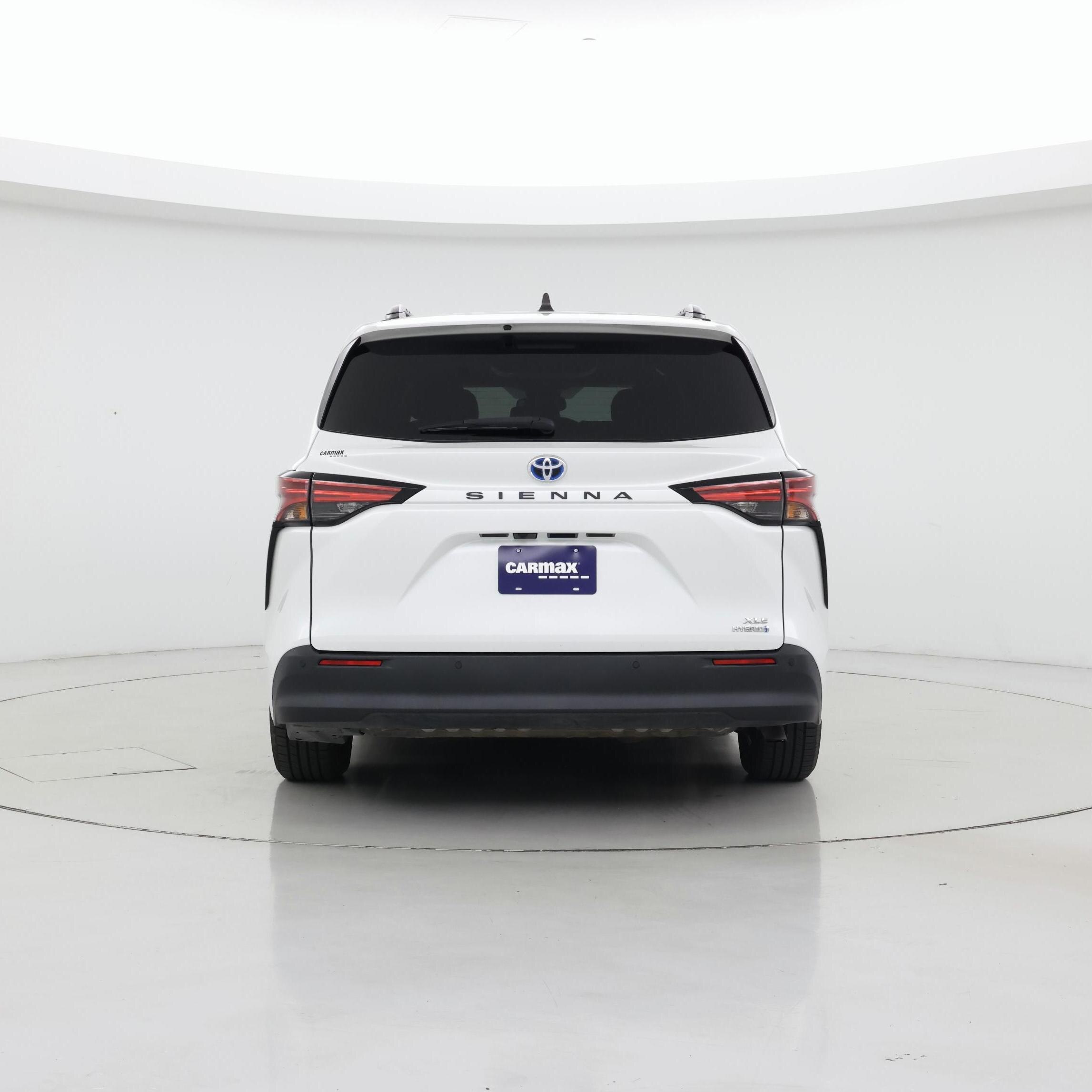 Thumbnail: 2022 Toyota Sienna - 6