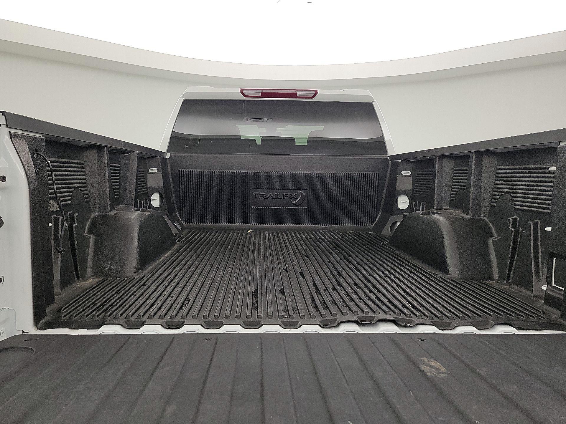 Thumbnail: 2021 Chevrolet Silverado 1500 - 20