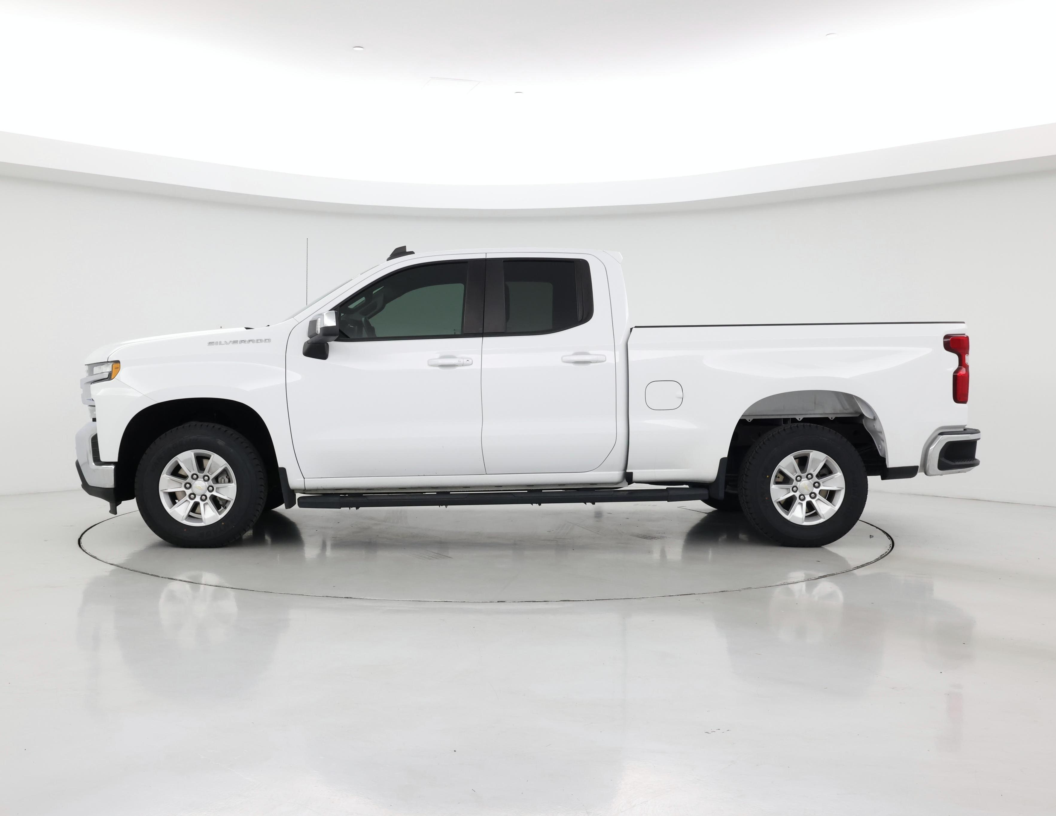 Thumbnail: 2021 Chevrolet Silverado 1500 - 3