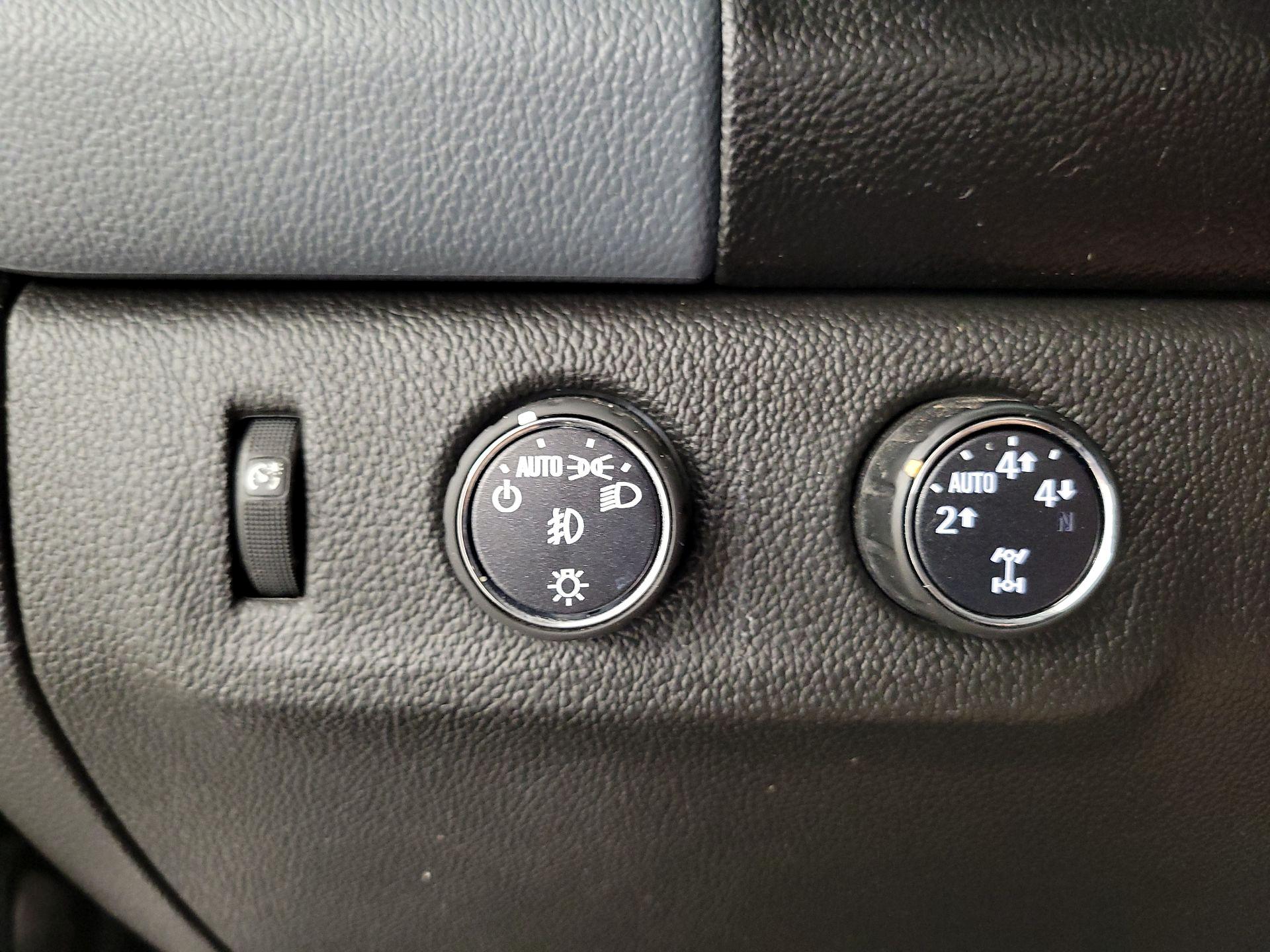 Thumbnail: 2016 Chevrolet Colorado - 13