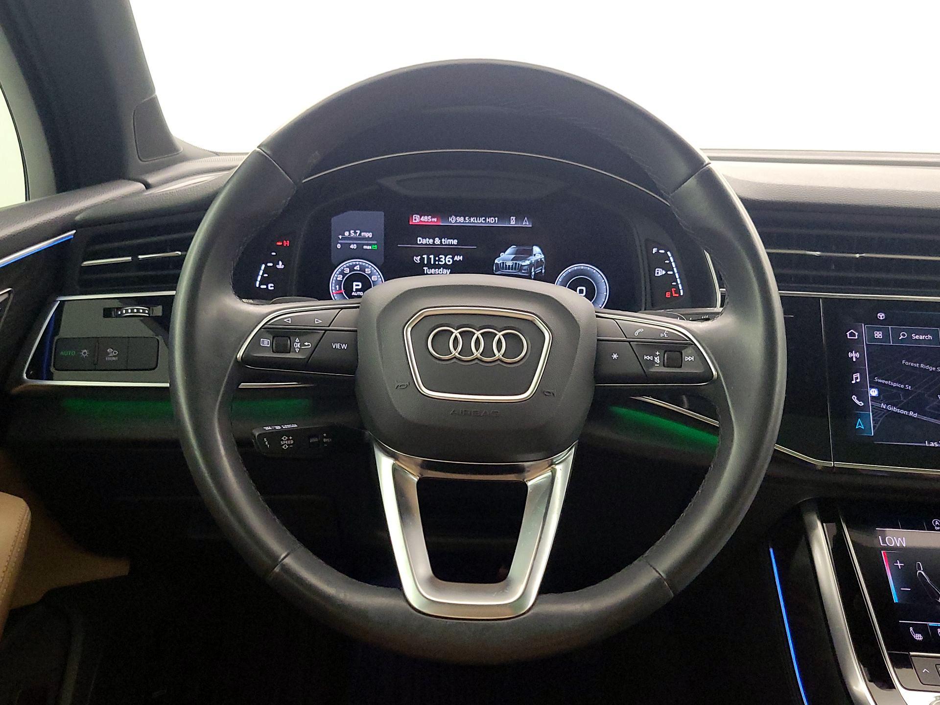 Thumbnail: 2022 Audi Q7 - 10