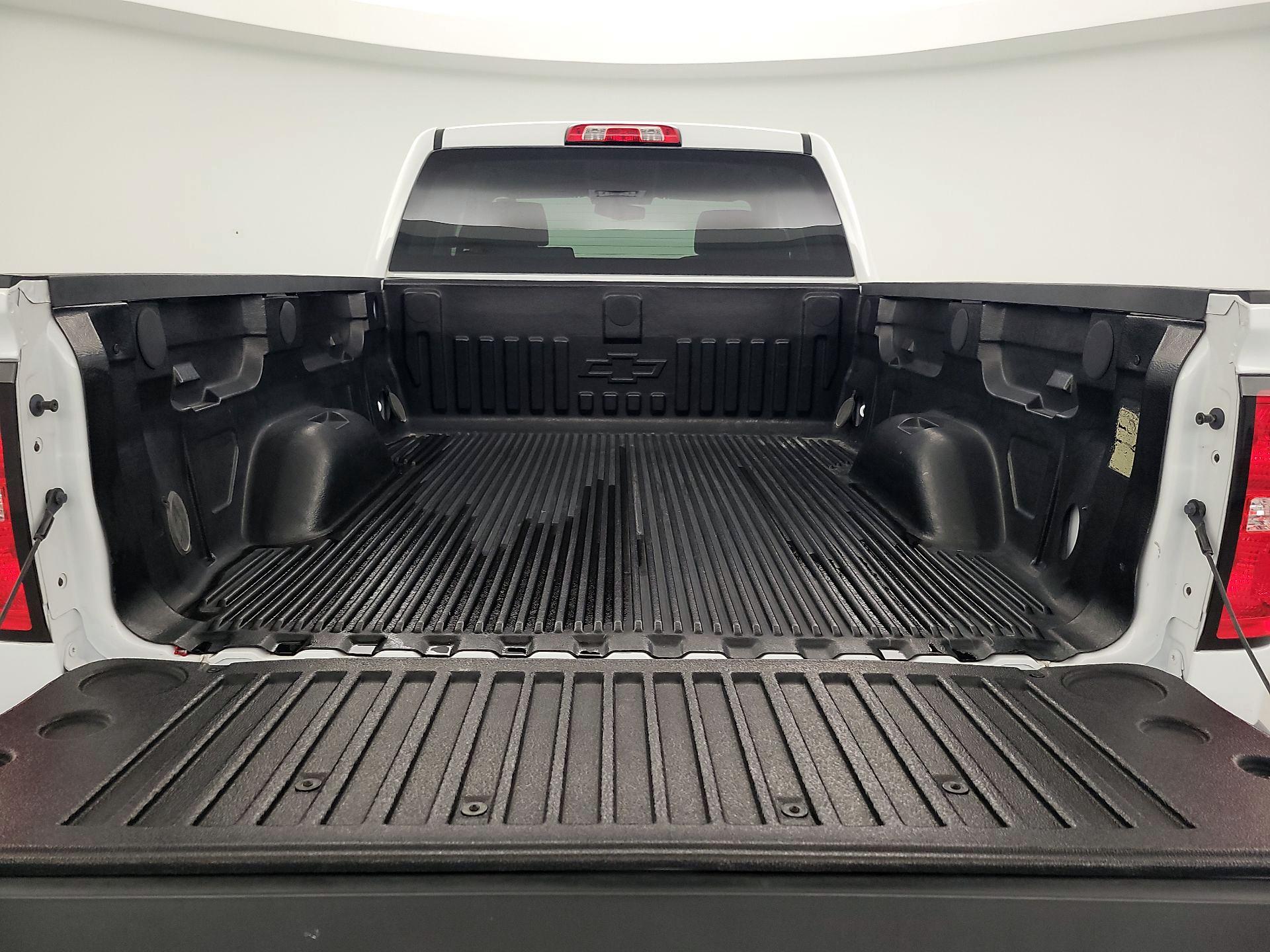 Thumbnail: 2018 Chevrolet Silverado 1500 - 20