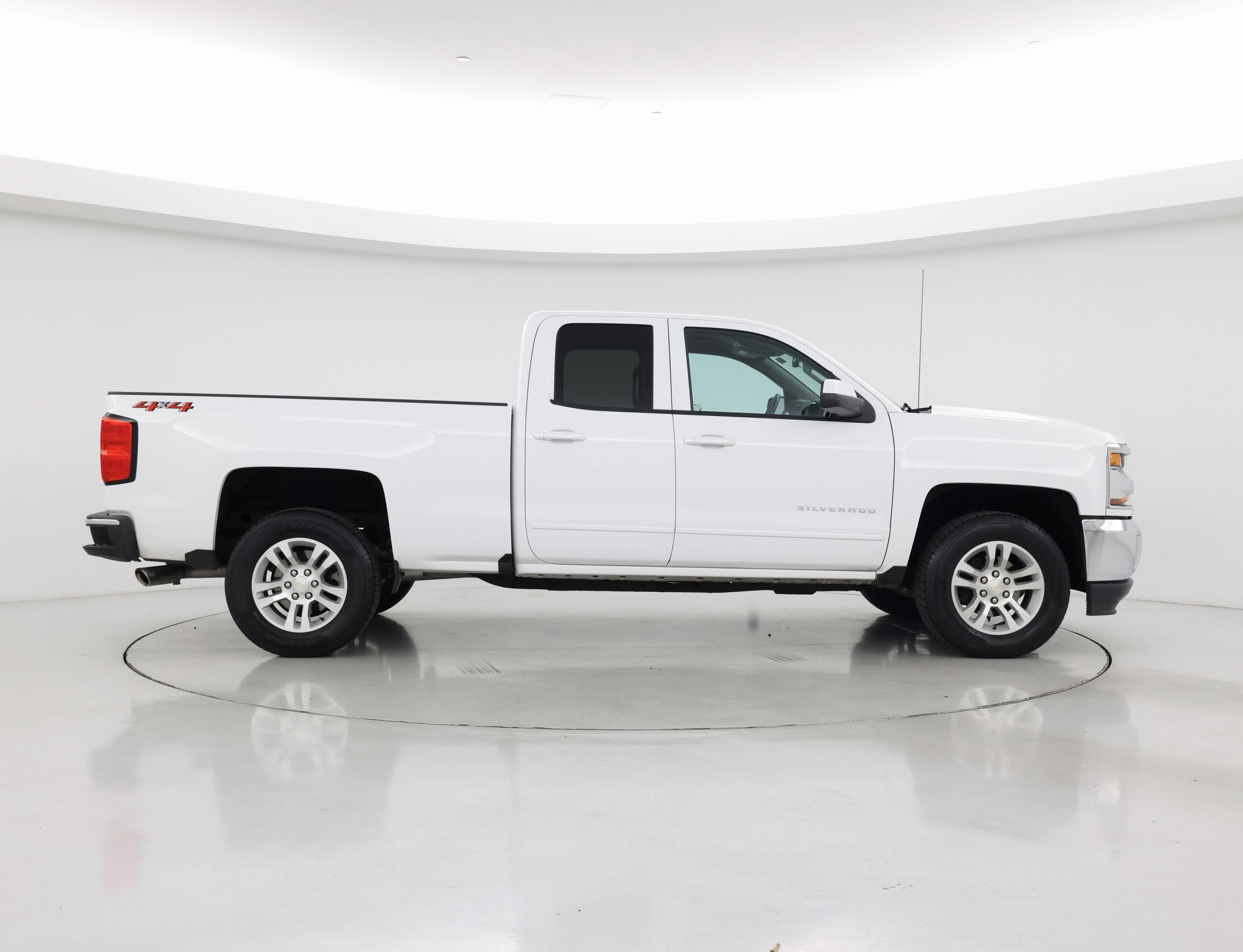 Thumbnail: 2018 Chevrolet Silverado 1500 - 7