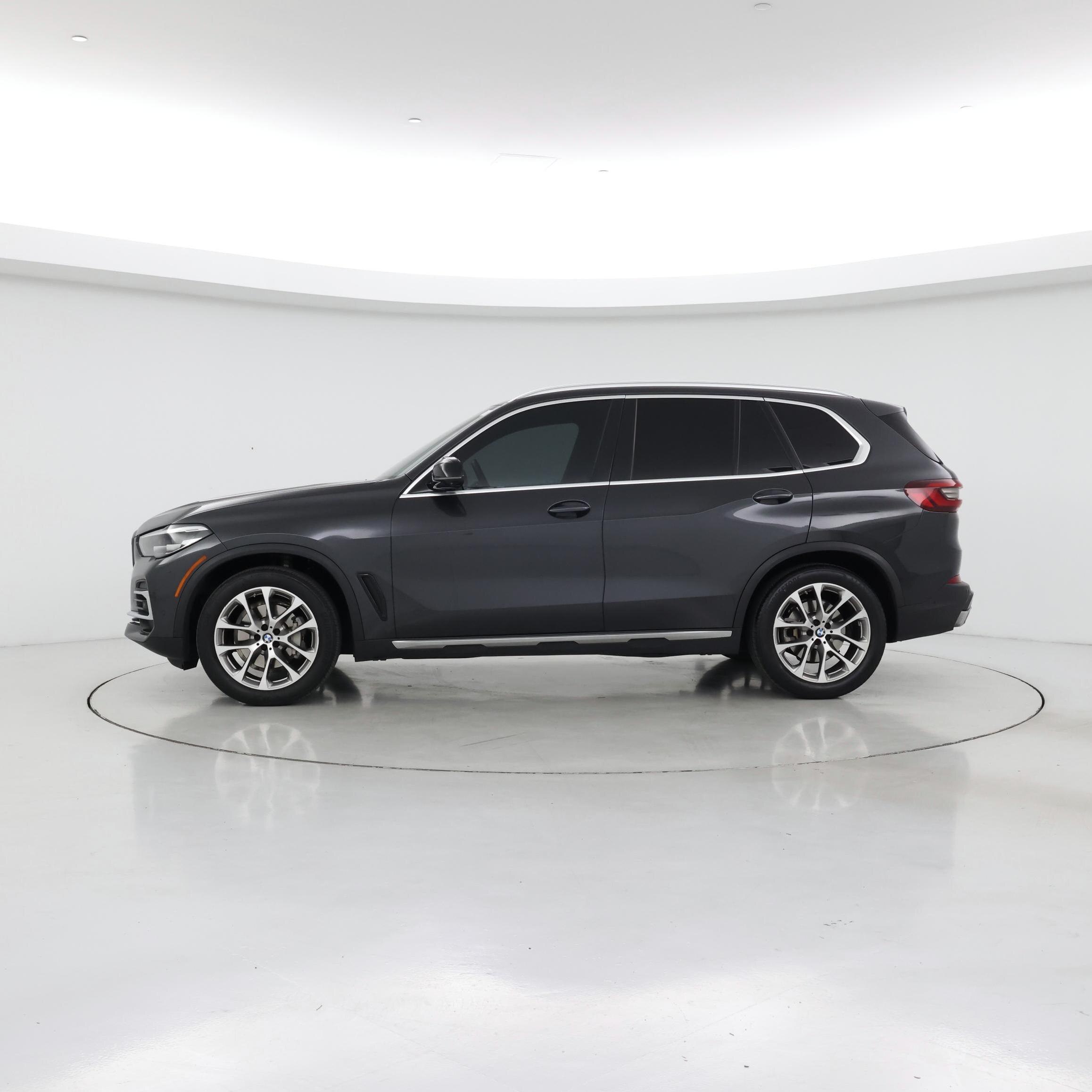 Thumbnail: 2022 BMW X5 - 3