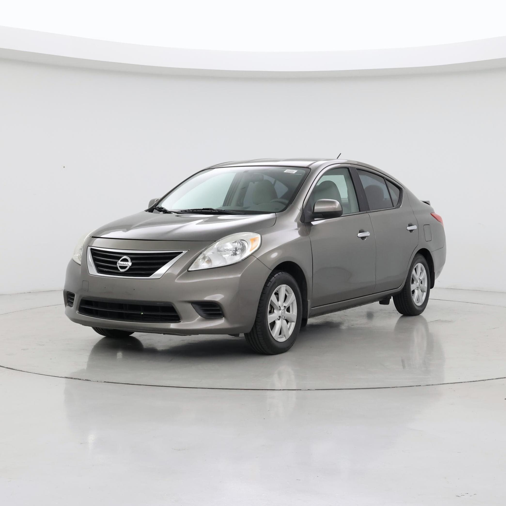 Thumbnail: 2014 Nissan Versa - 4