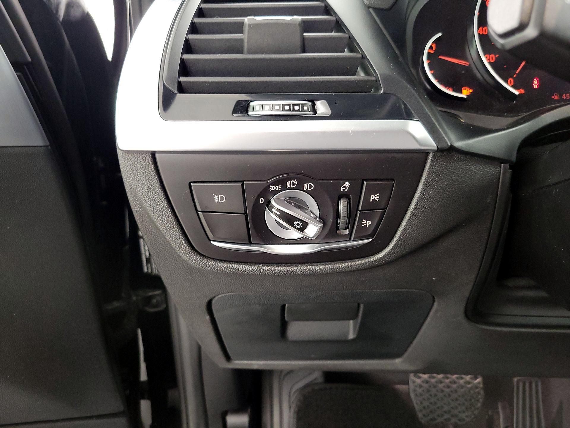 Thumbnail: 2019 BMW X3 - 13
