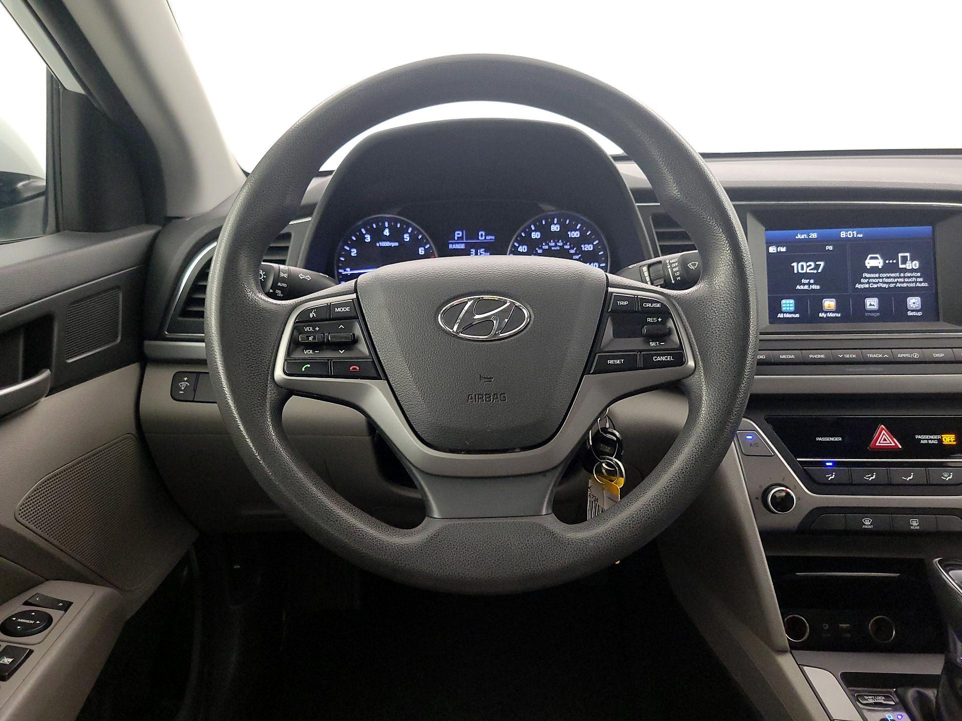 Thumbnail: 2017 Hyundai Elantra - 10