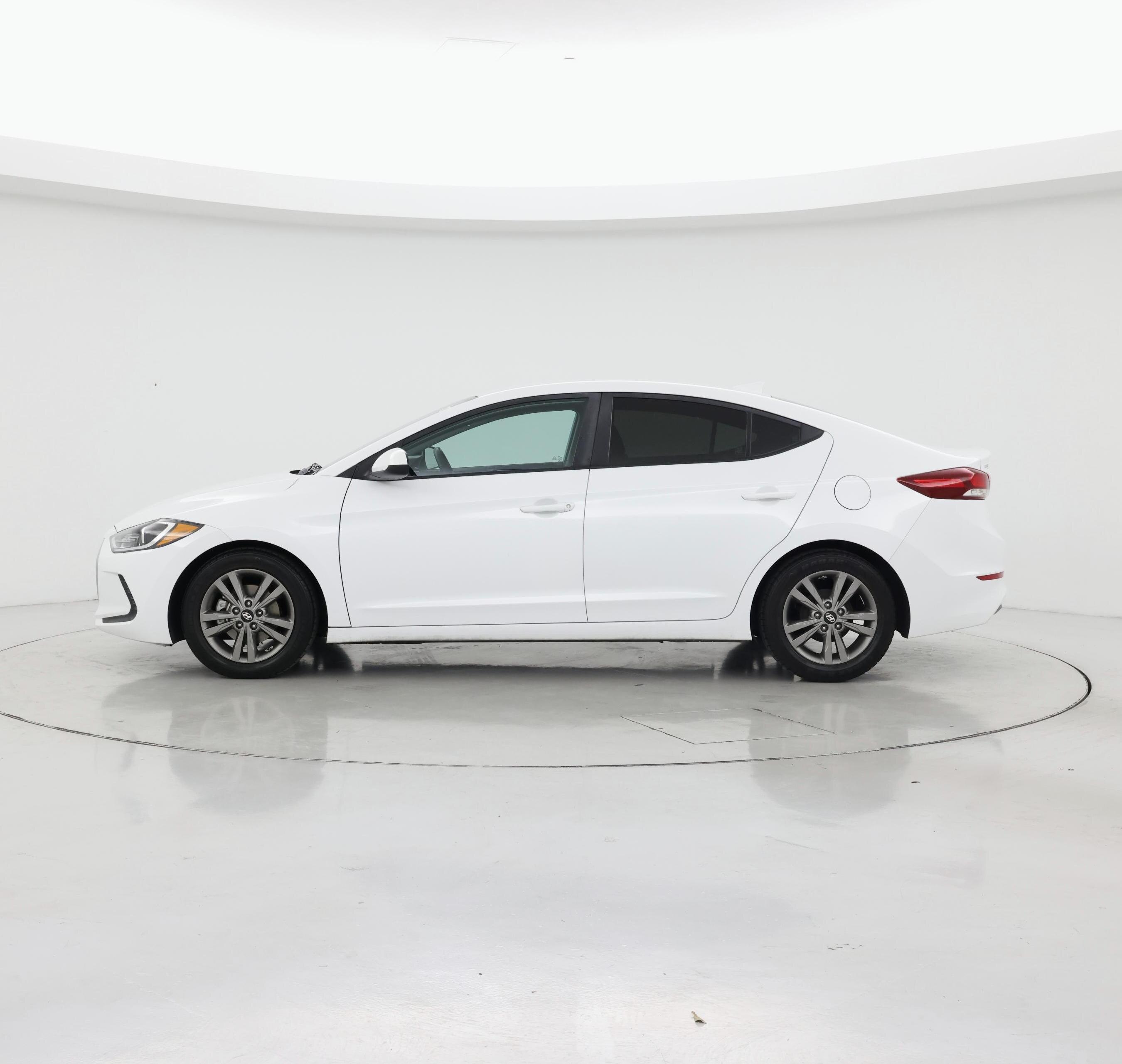 Thumbnail: 2017 Hyundai Elantra - 3